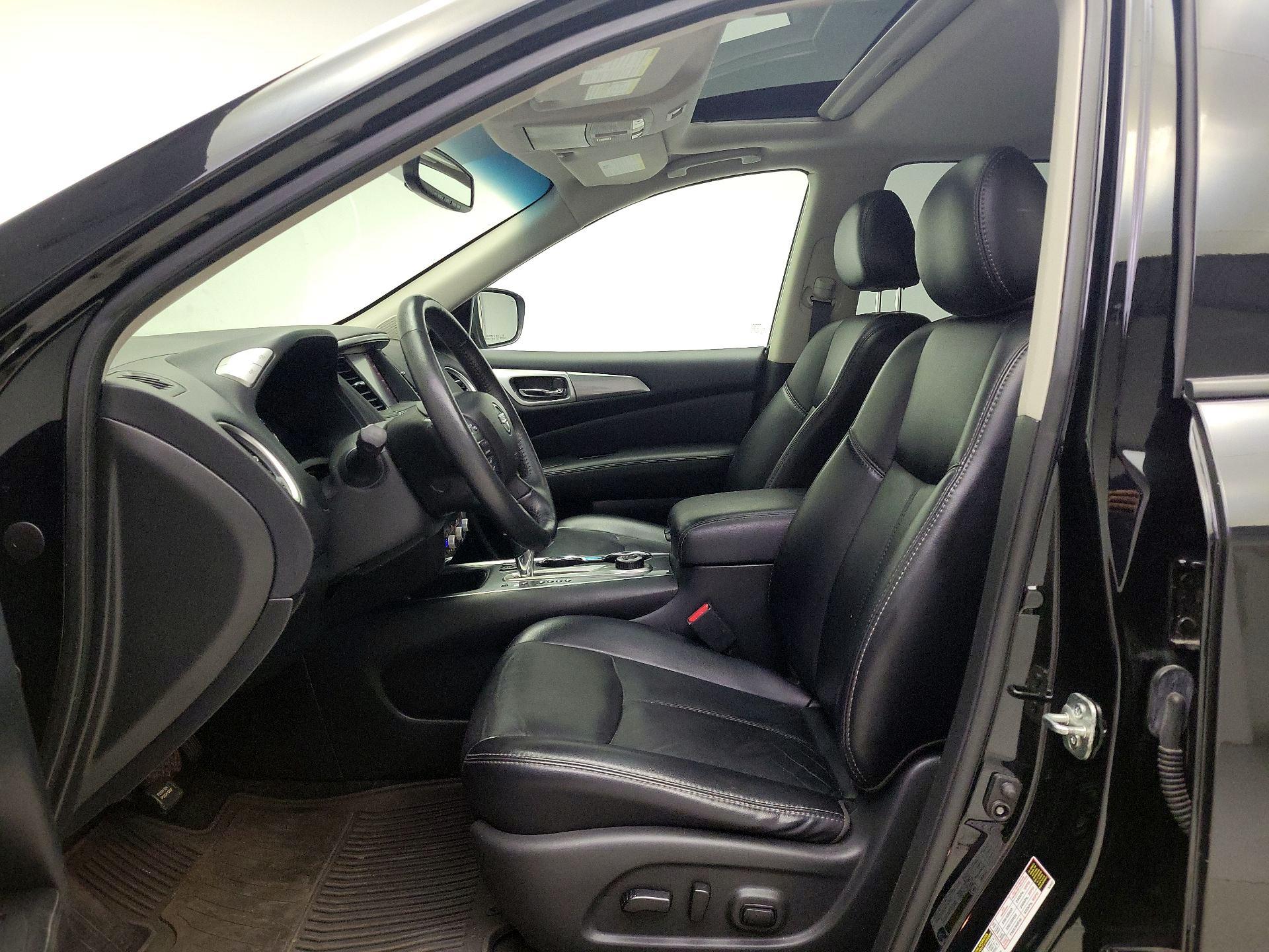 Thumbnail: 2019 Nissan Pathfinder - 11