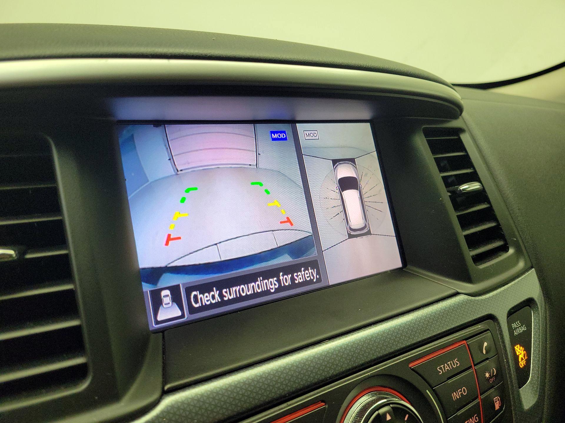 Thumbnail: 2019 Nissan Pathfinder - 15