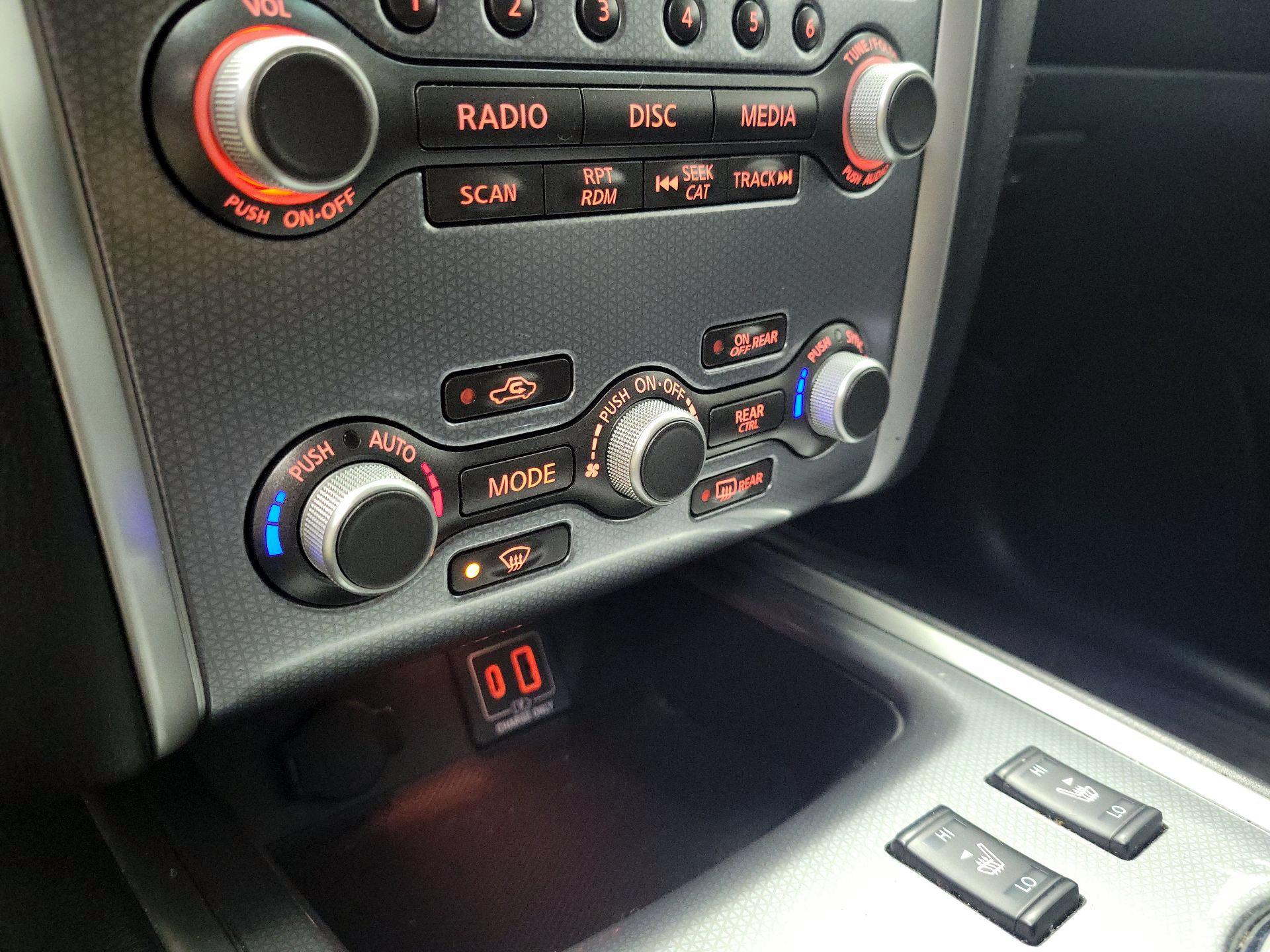 Thumbnail: 2019 Nissan Pathfinder - 17