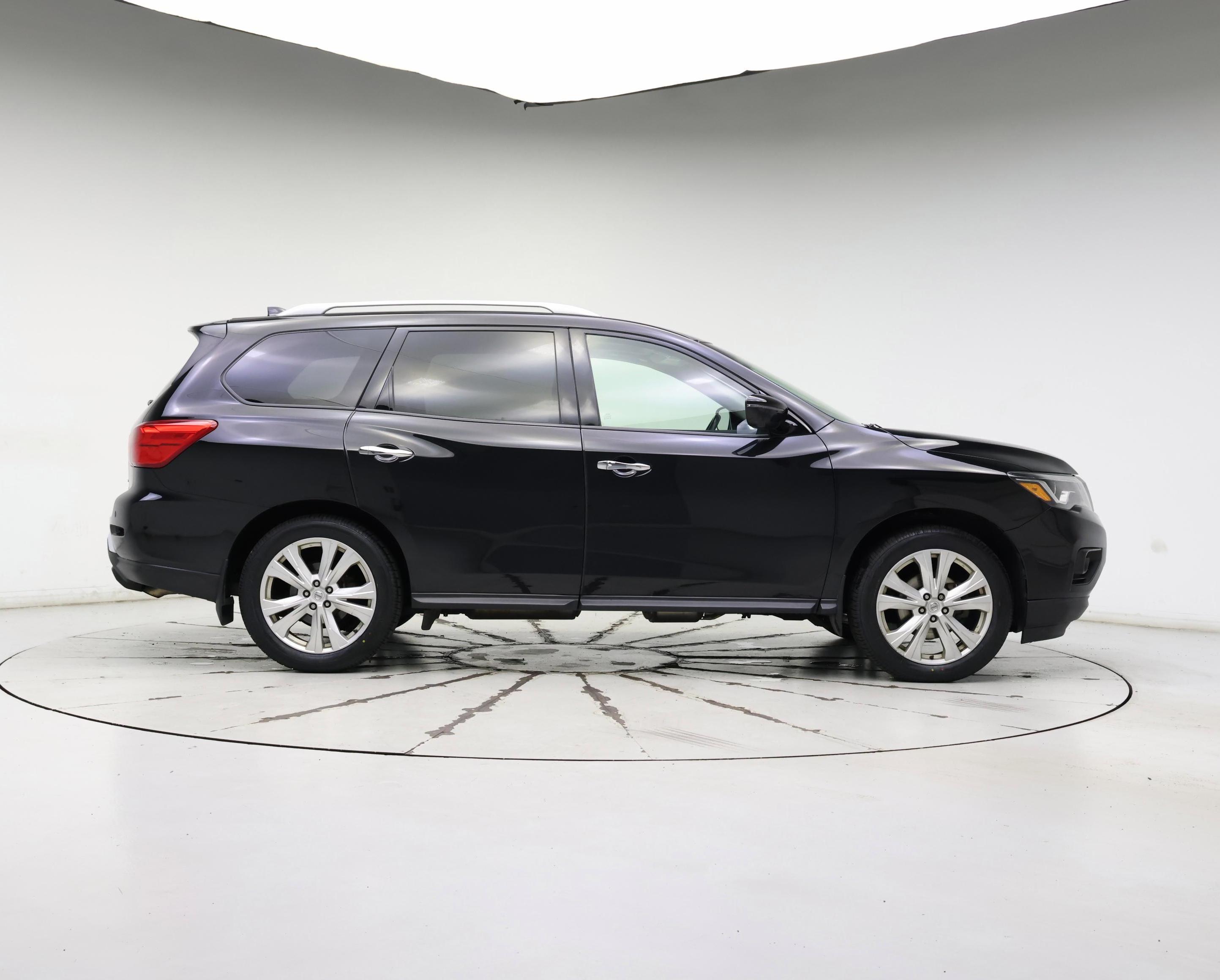 Thumbnail: 2019 Nissan Pathfinder - 7