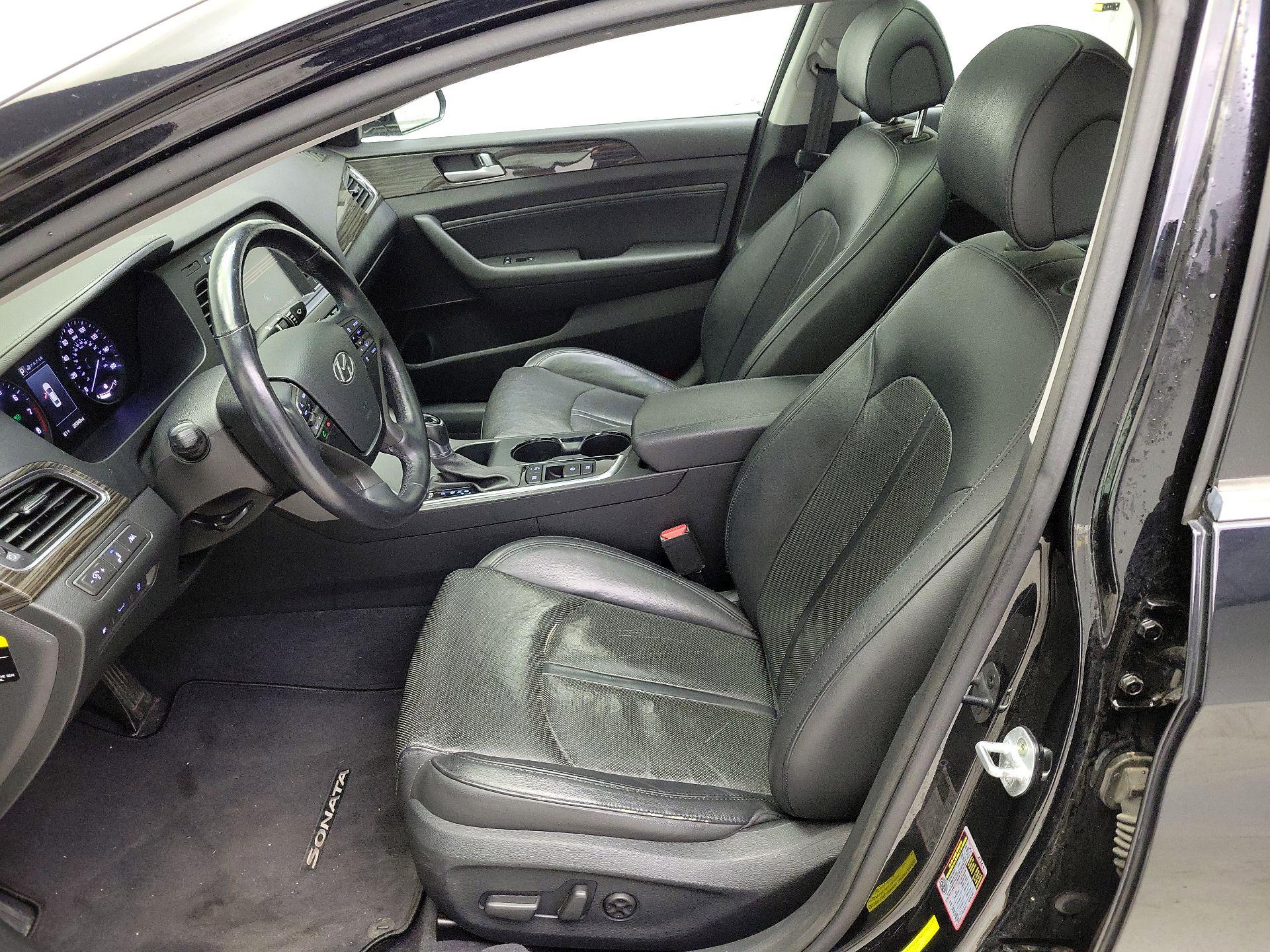 Thumbnail: 2015 Hyundai Sonata - 11