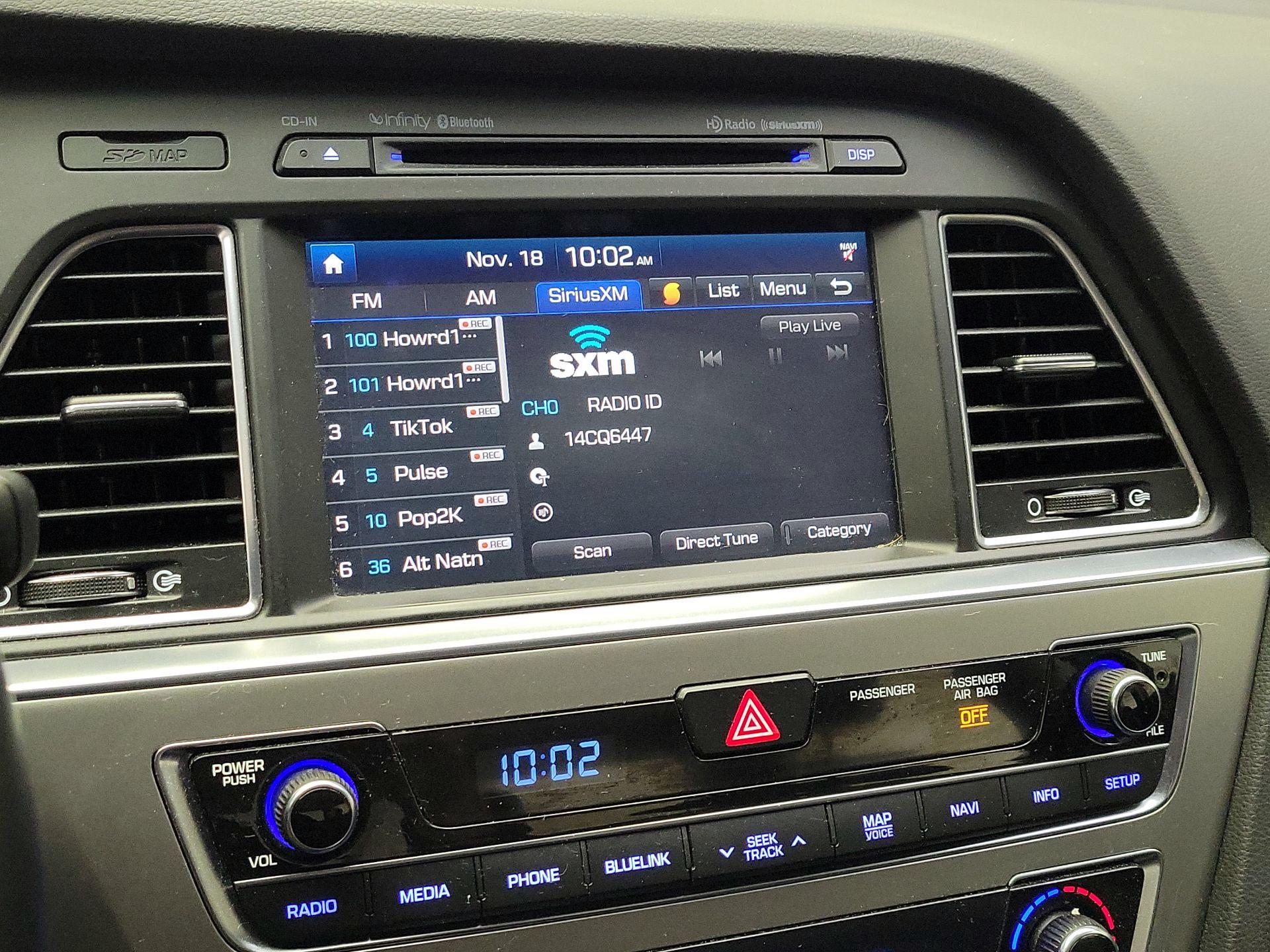 Thumbnail: 2015 Hyundai Sonata - 16