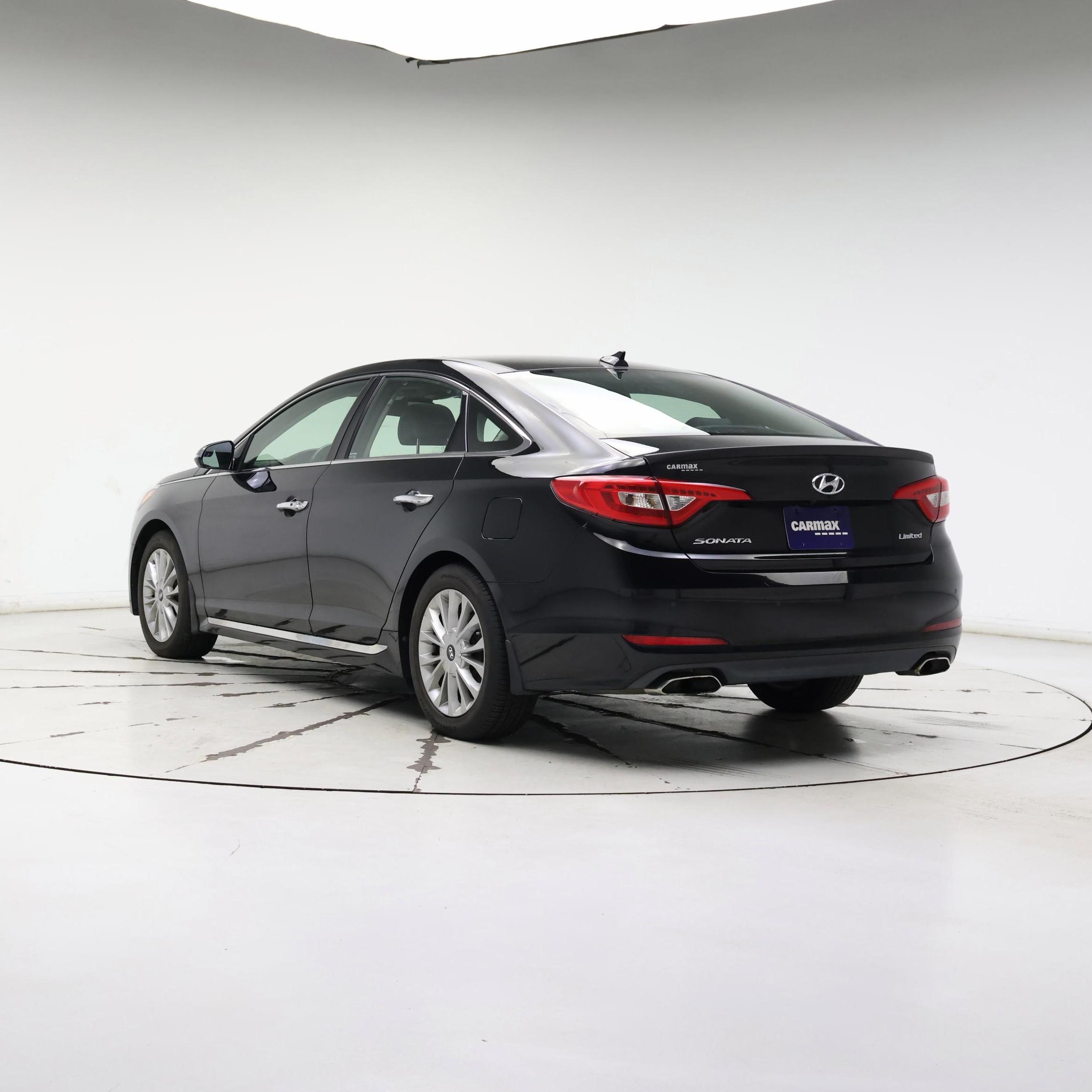 Thumbnail: 2015 Hyundai Sonata - 2