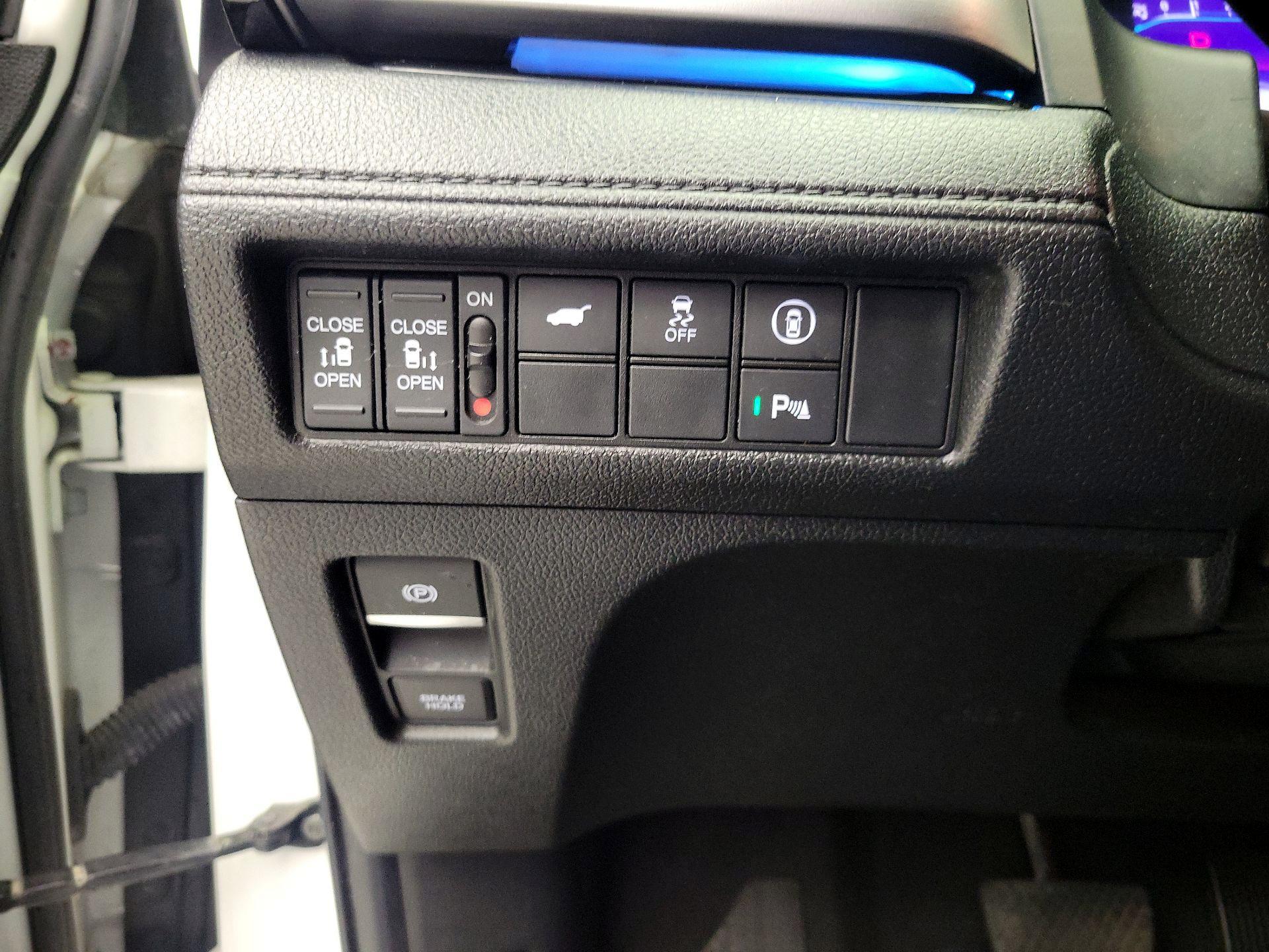 Thumbnail: 2021 Honda Odyssey - 13