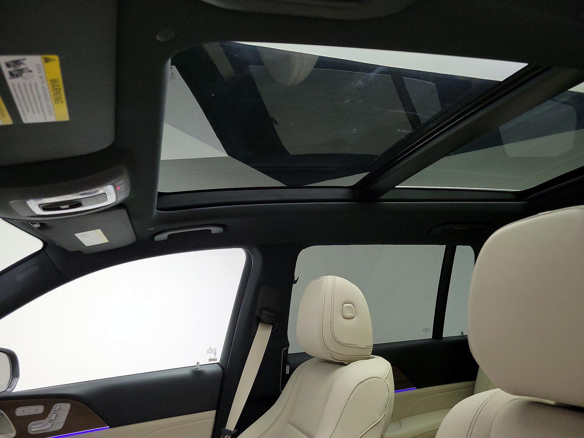 Thumbnail: 2024 Mercedes-Benz GLS - 20