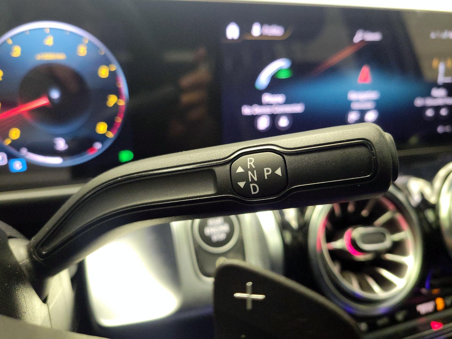 Thumbnail: 2023 Mercedes-Benz GLB - 18