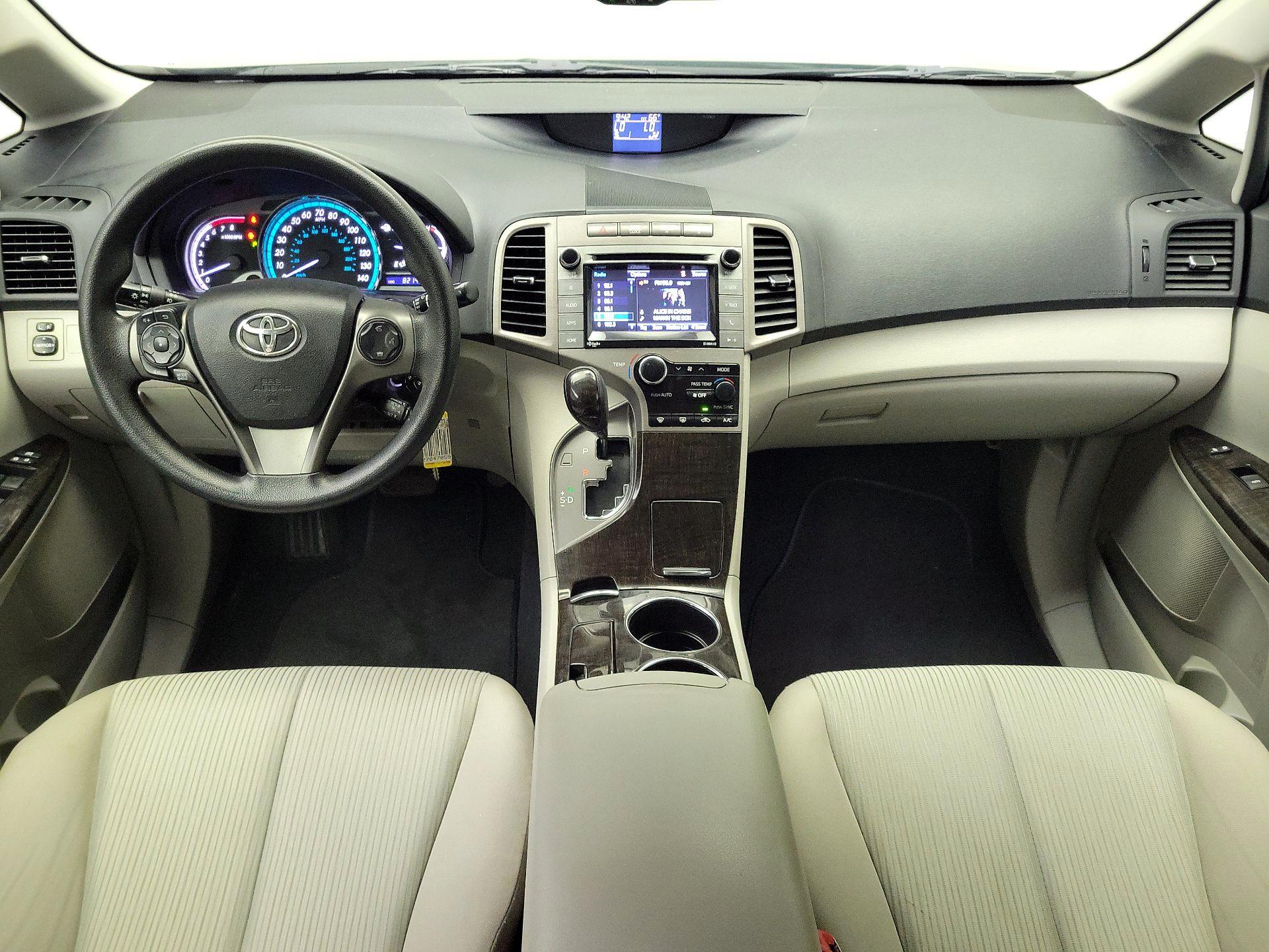 Thumbnail: 2015 Toyota Venza - 9