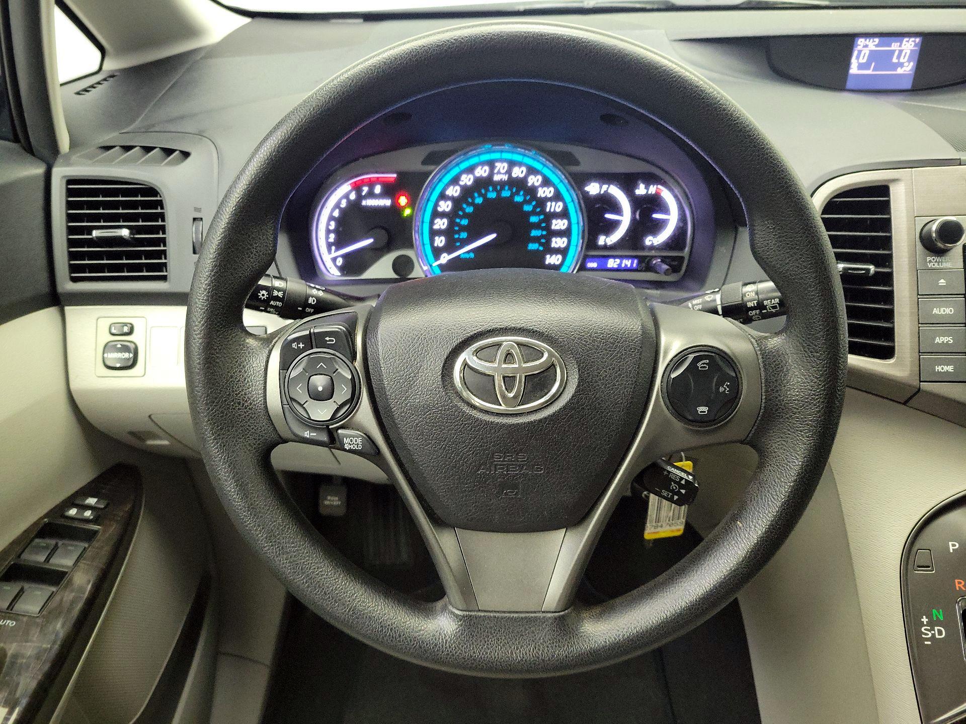 Thumbnail: 2015 Toyota Venza - 10