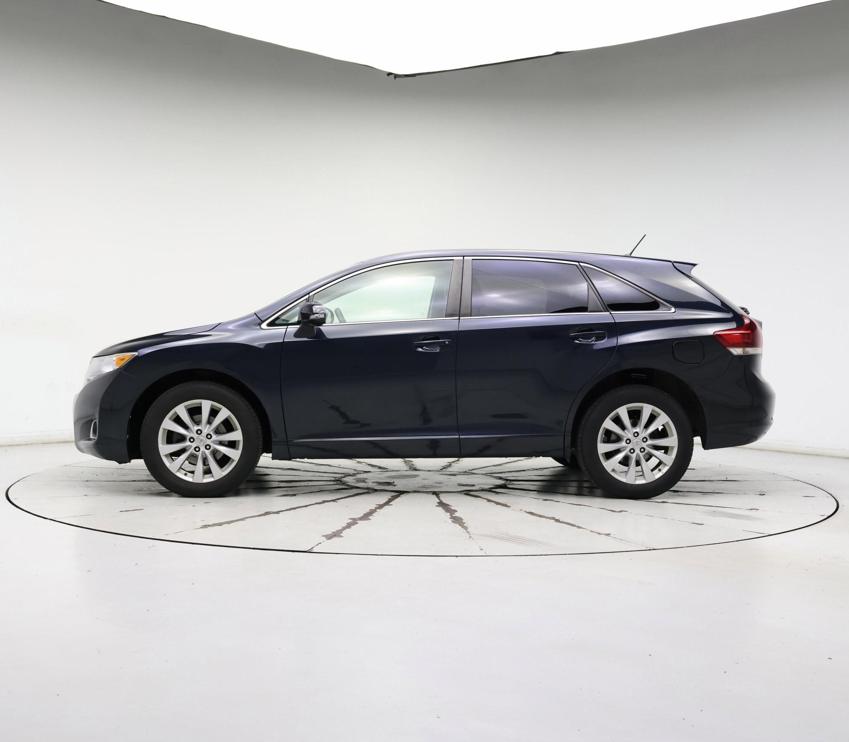 Thumbnail: 2015 Toyota Venza - 3
