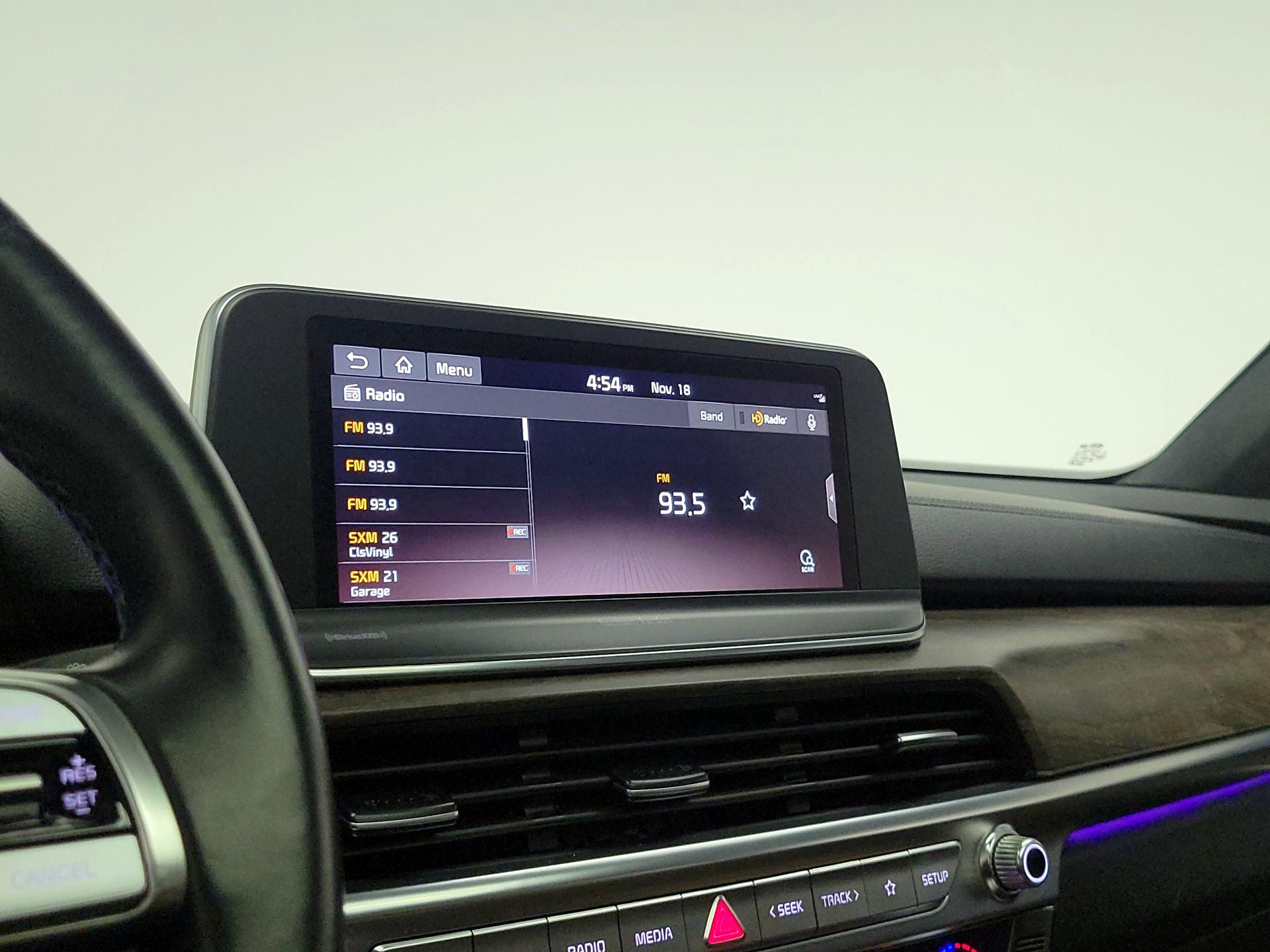 Thumbnail: 2020 Kia Telluride - 16