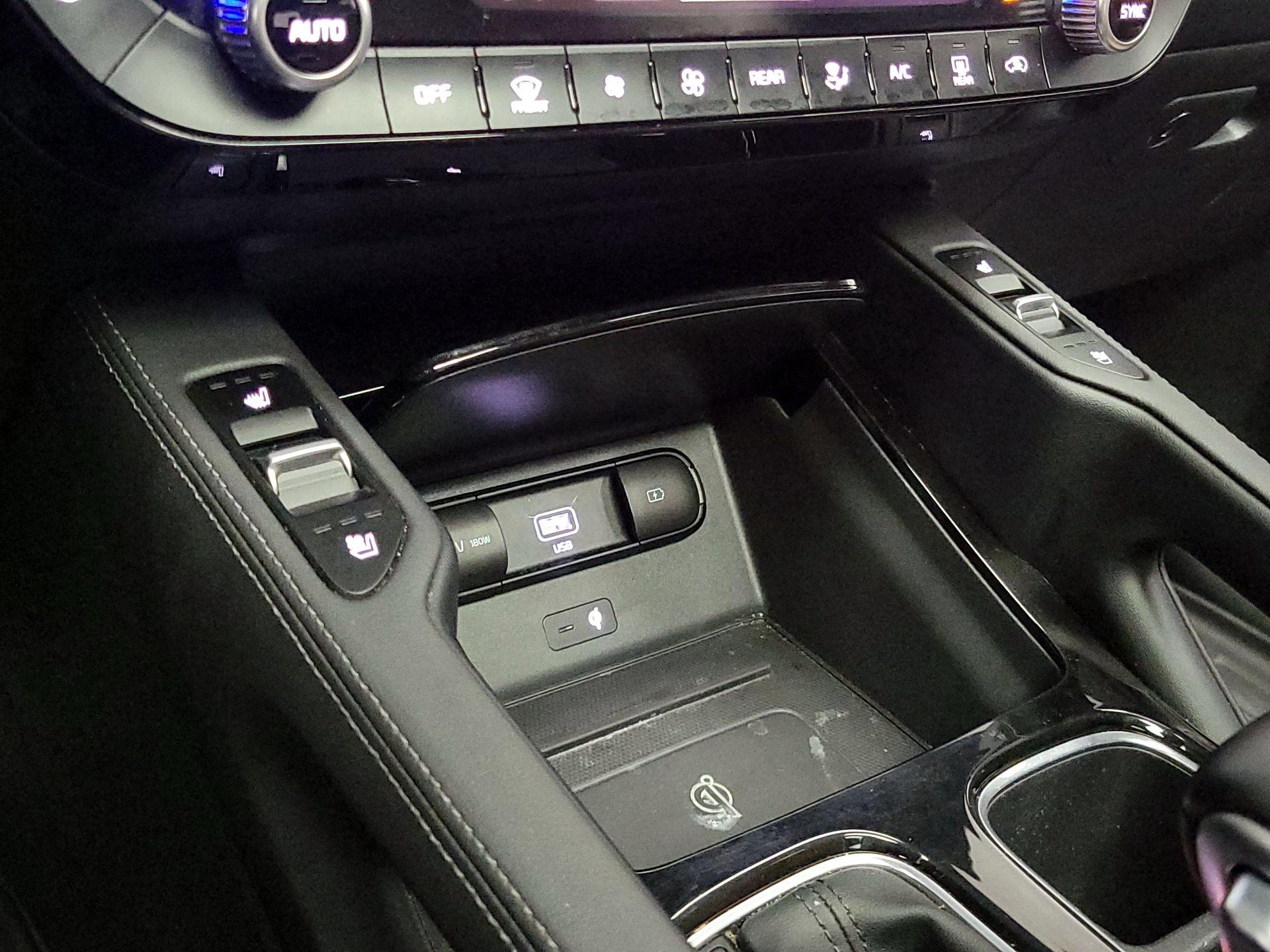 Thumbnail: 2020 Kia Telluride - 19