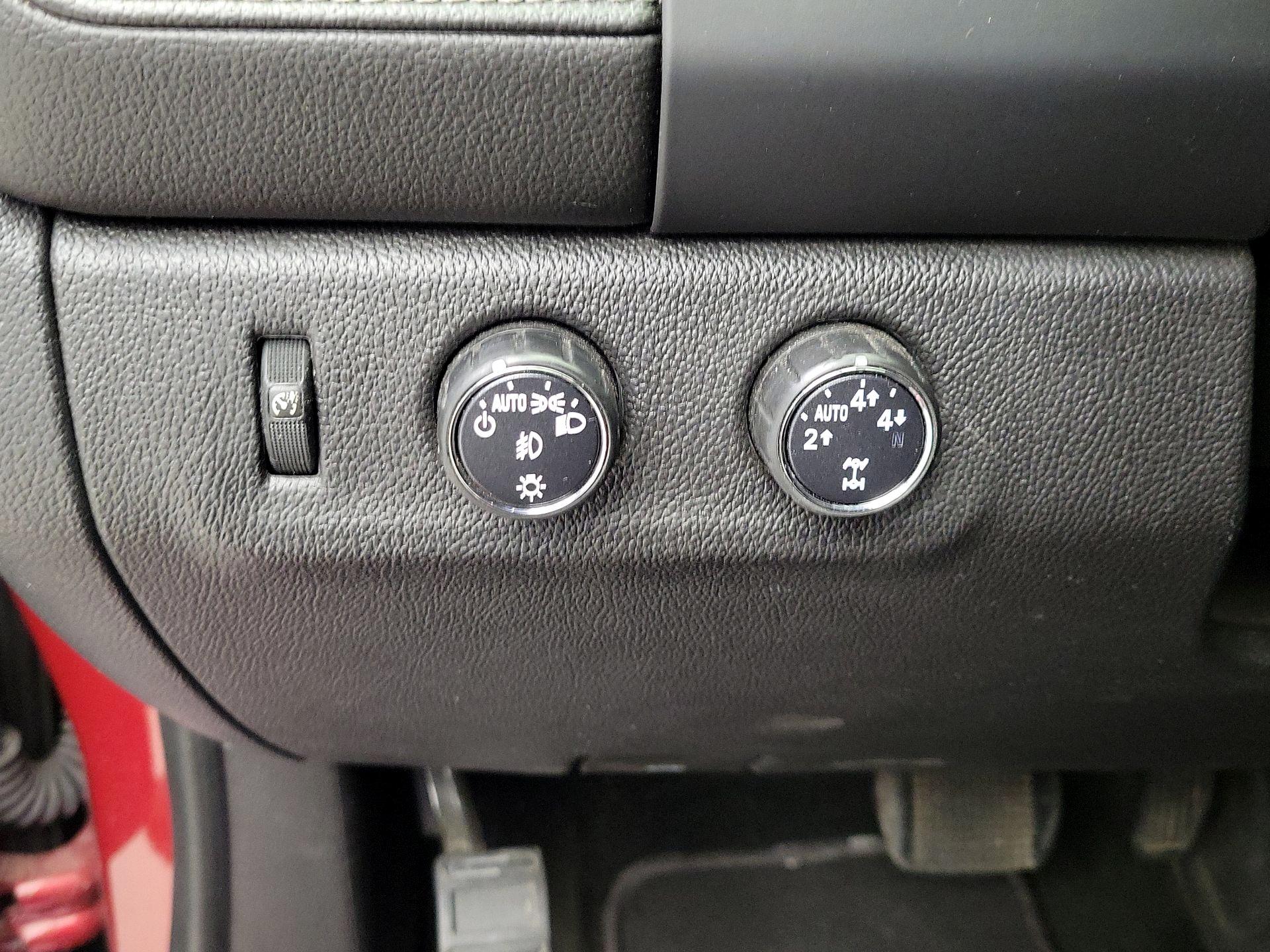 Thumbnail: 2016 GMC Canyon - 13