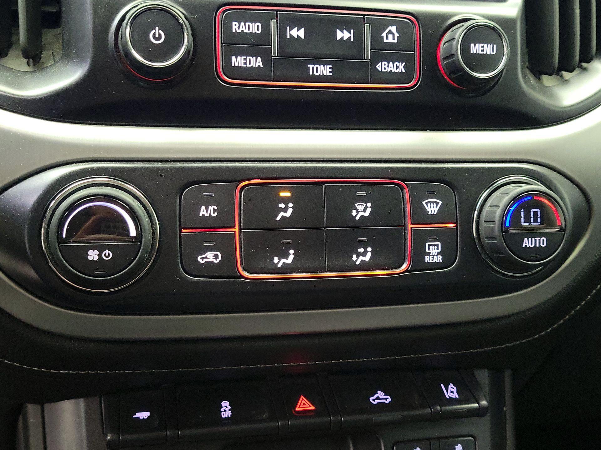 Thumbnail: 2016 GMC Canyon - 16