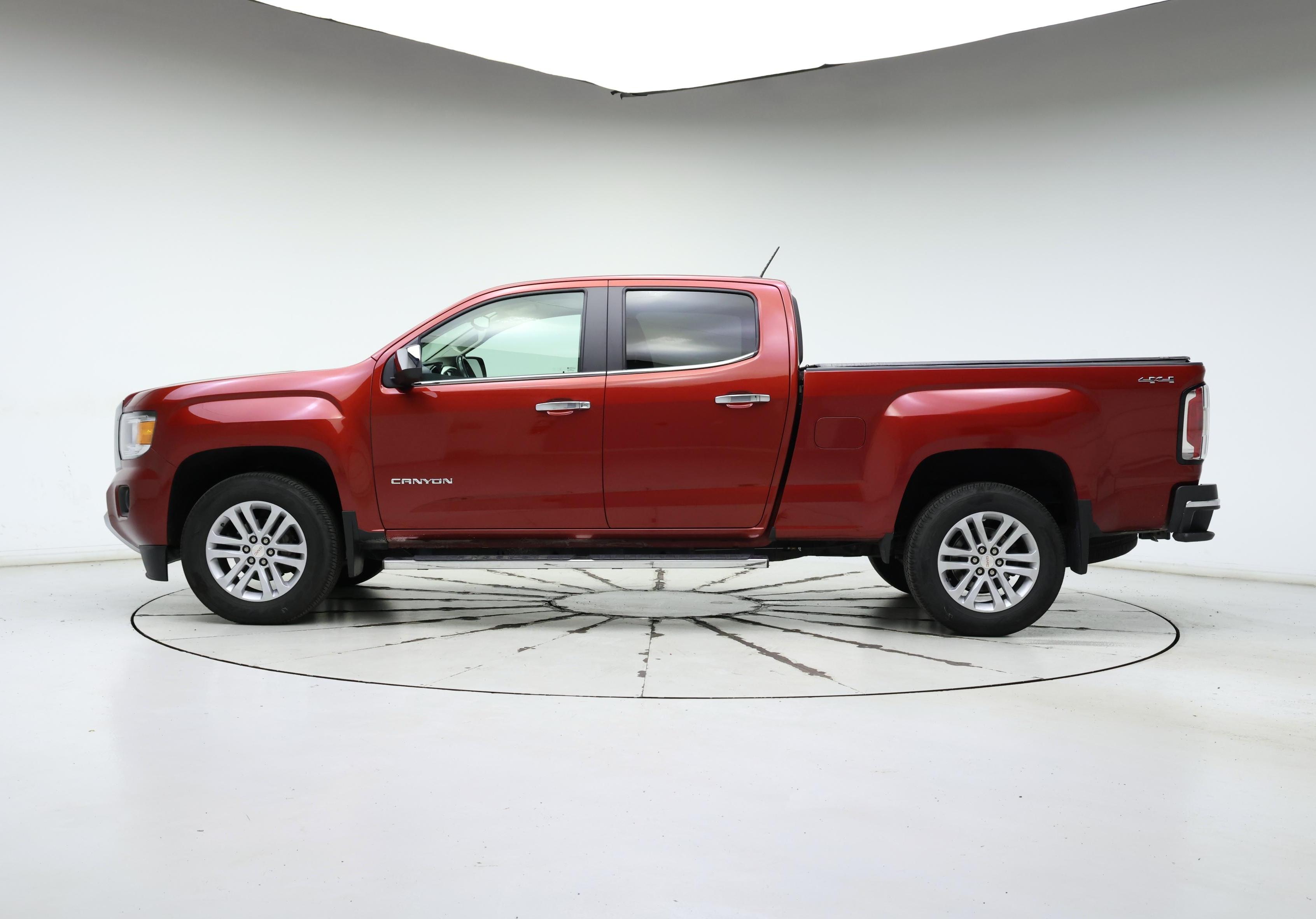 Thumbnail: 2016 GMC Canyon - 3