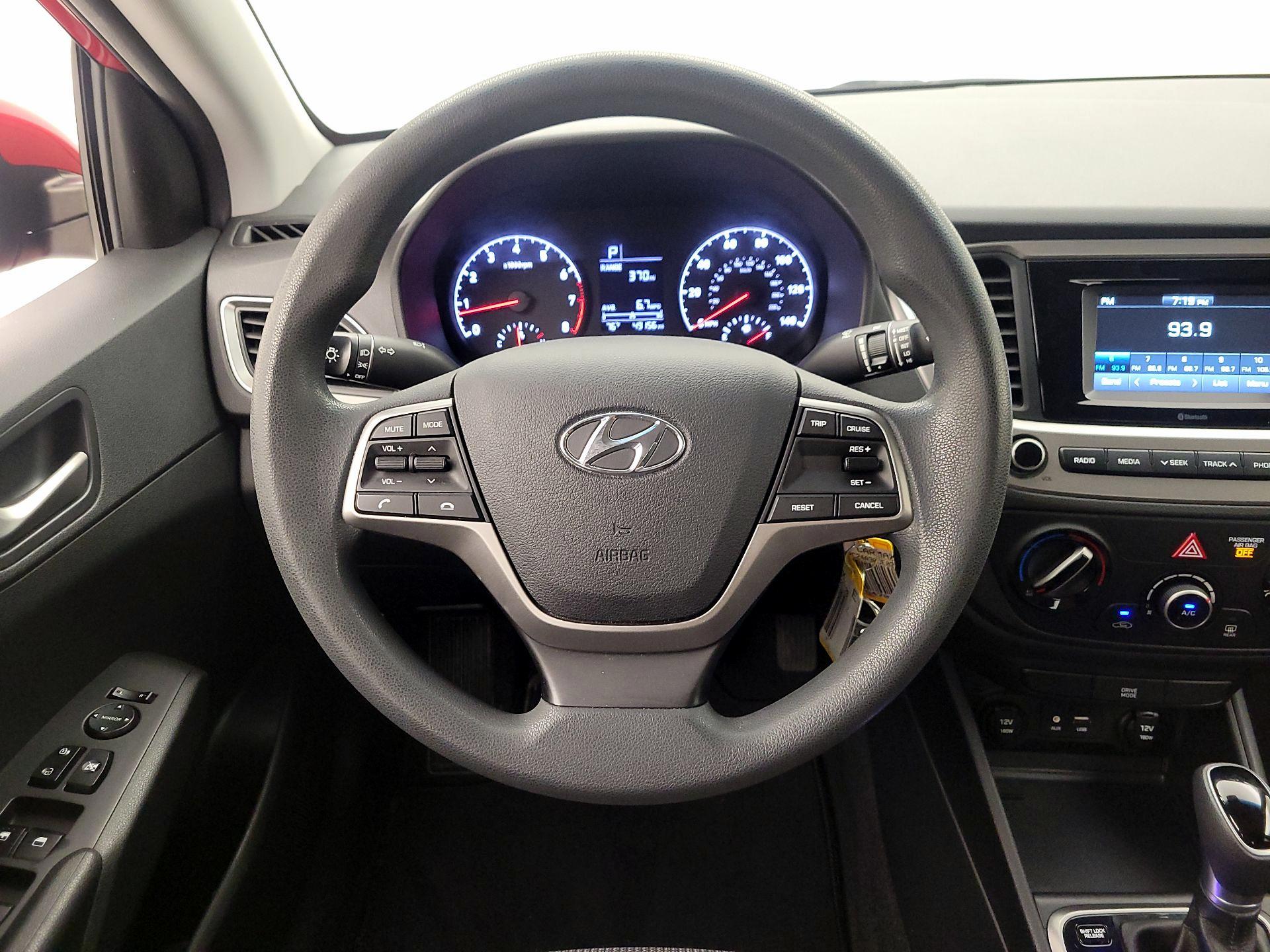 Thumbnail: 2018 Hyundai Accent - 10