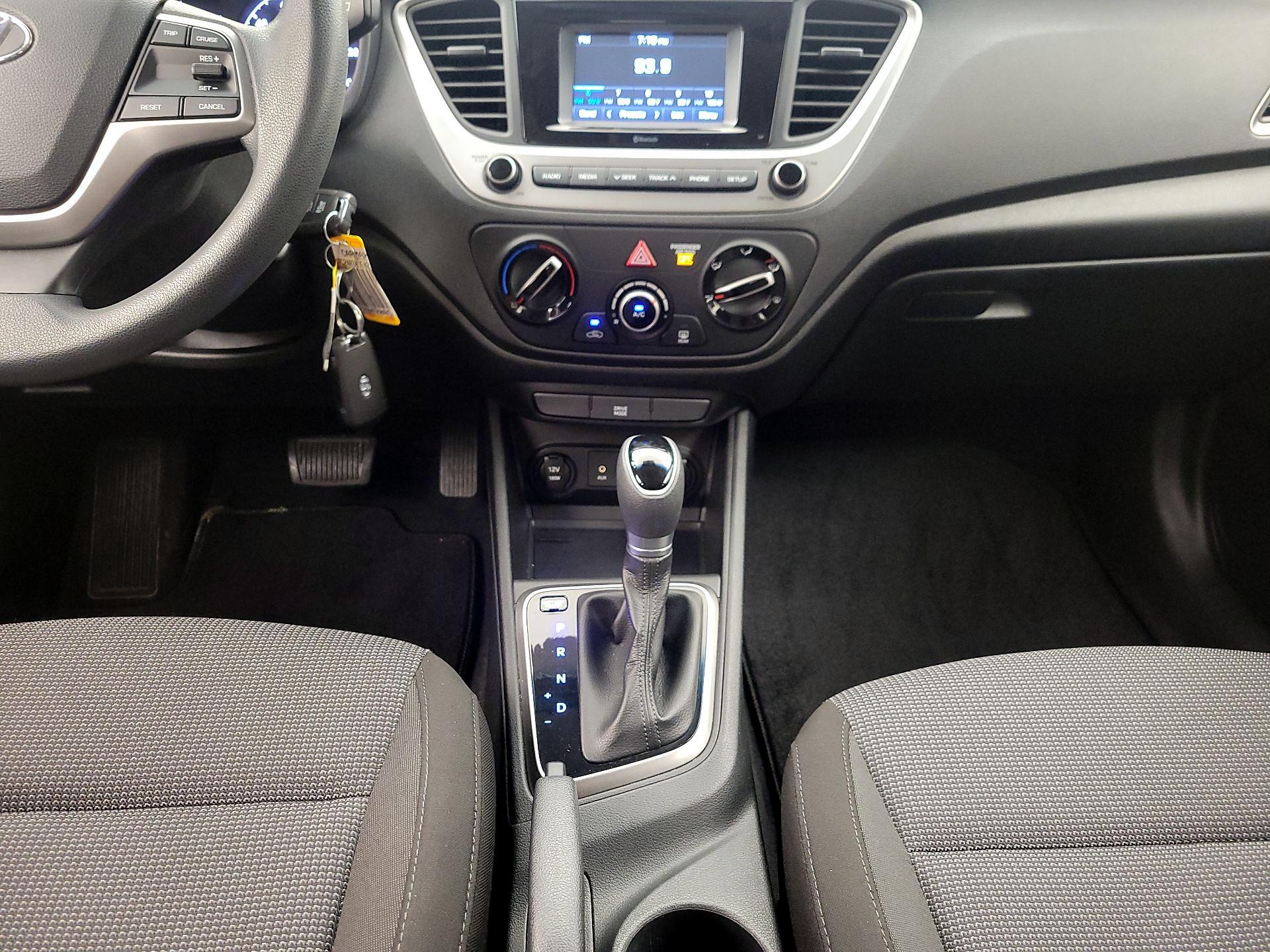 Thumbnail: 2018 Hyundai Accent - 17