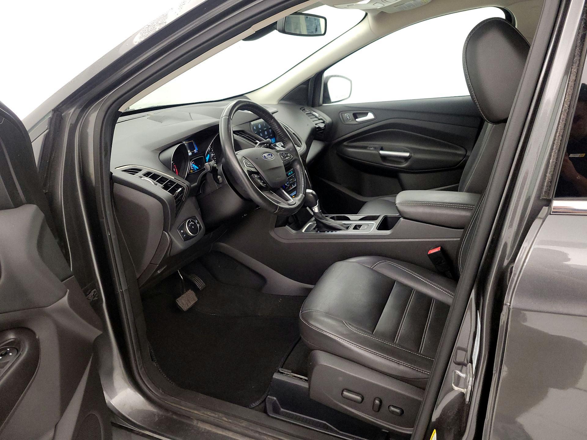 Thumbnail: 2017 Ford Escape - 11