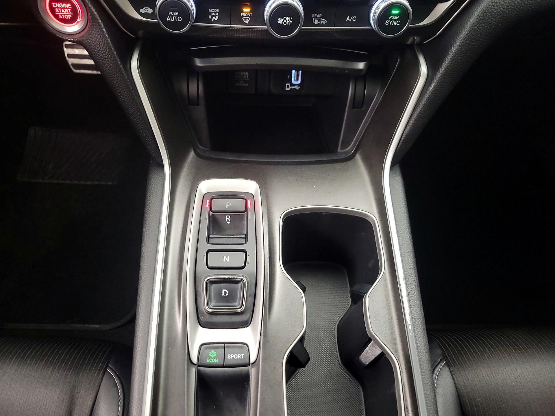 Thumbnail: 2018 Honda Accord - 17