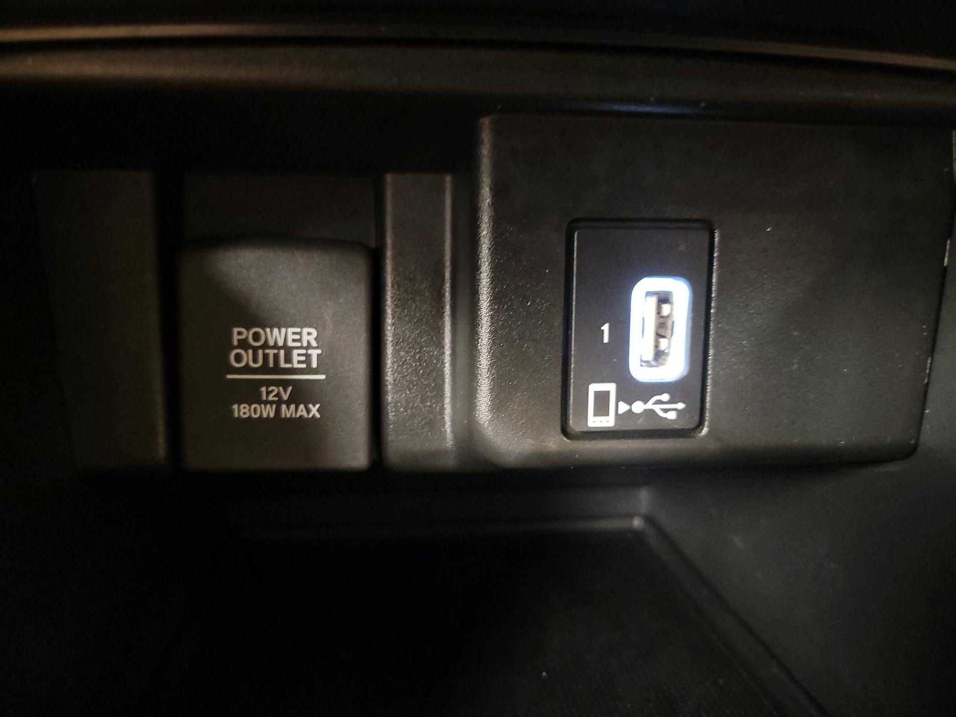 Thumbnail: 2018 Honda Accord - 18