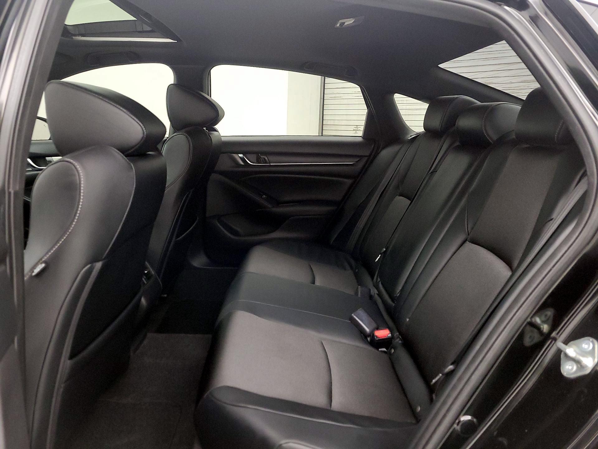 Thumbnail: 2018 Honda Accord - 20