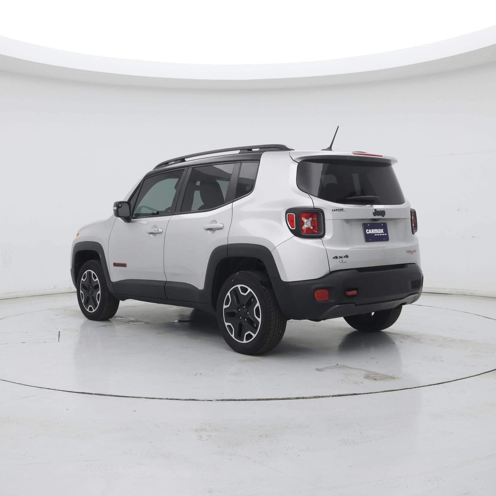 Thumbnail: 2016 Jeep Renegade - 2
