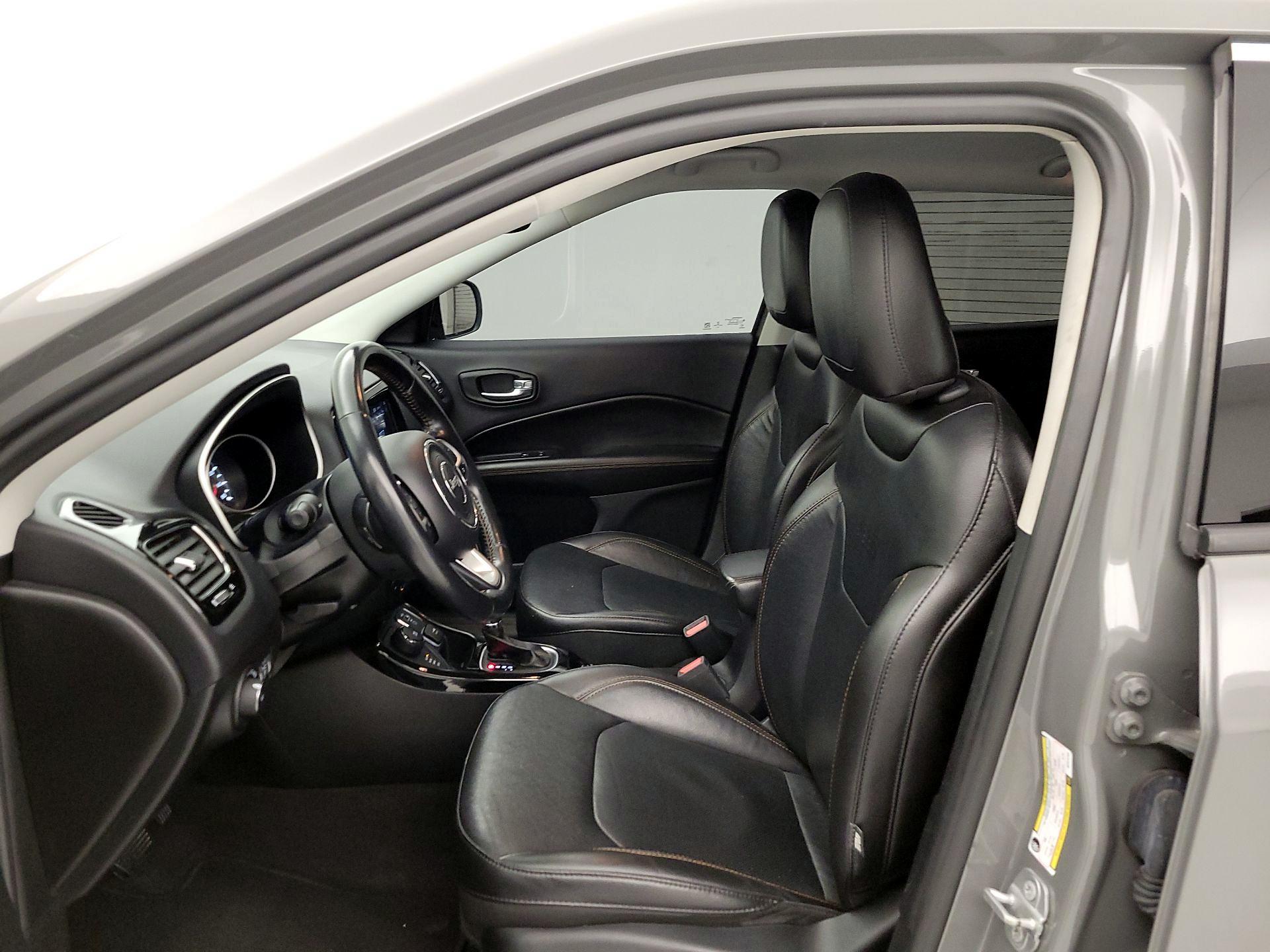 Thumbnail: 2021 Jeep Compass - 11
