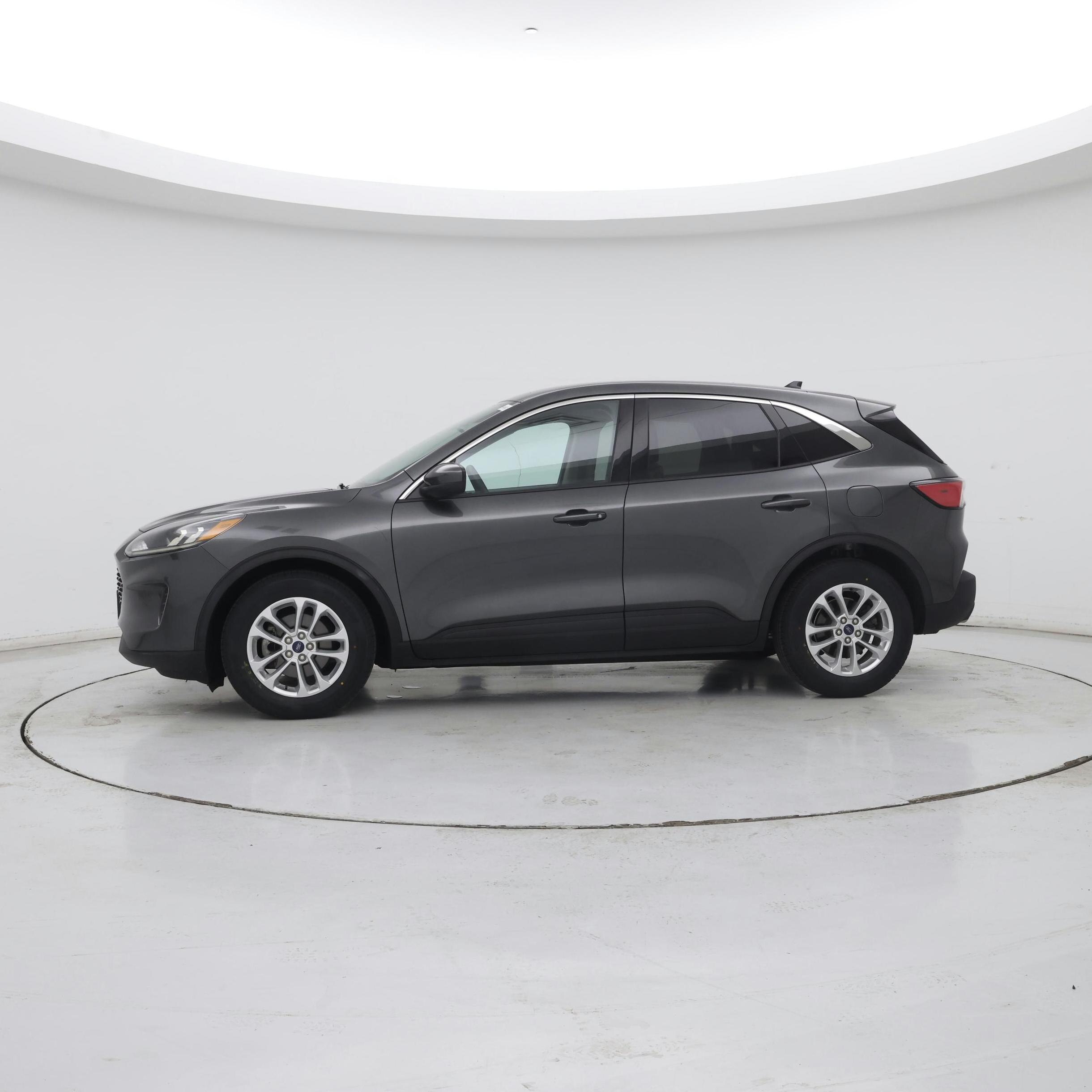 Thumbnail: 2020 Ford Escape - 3