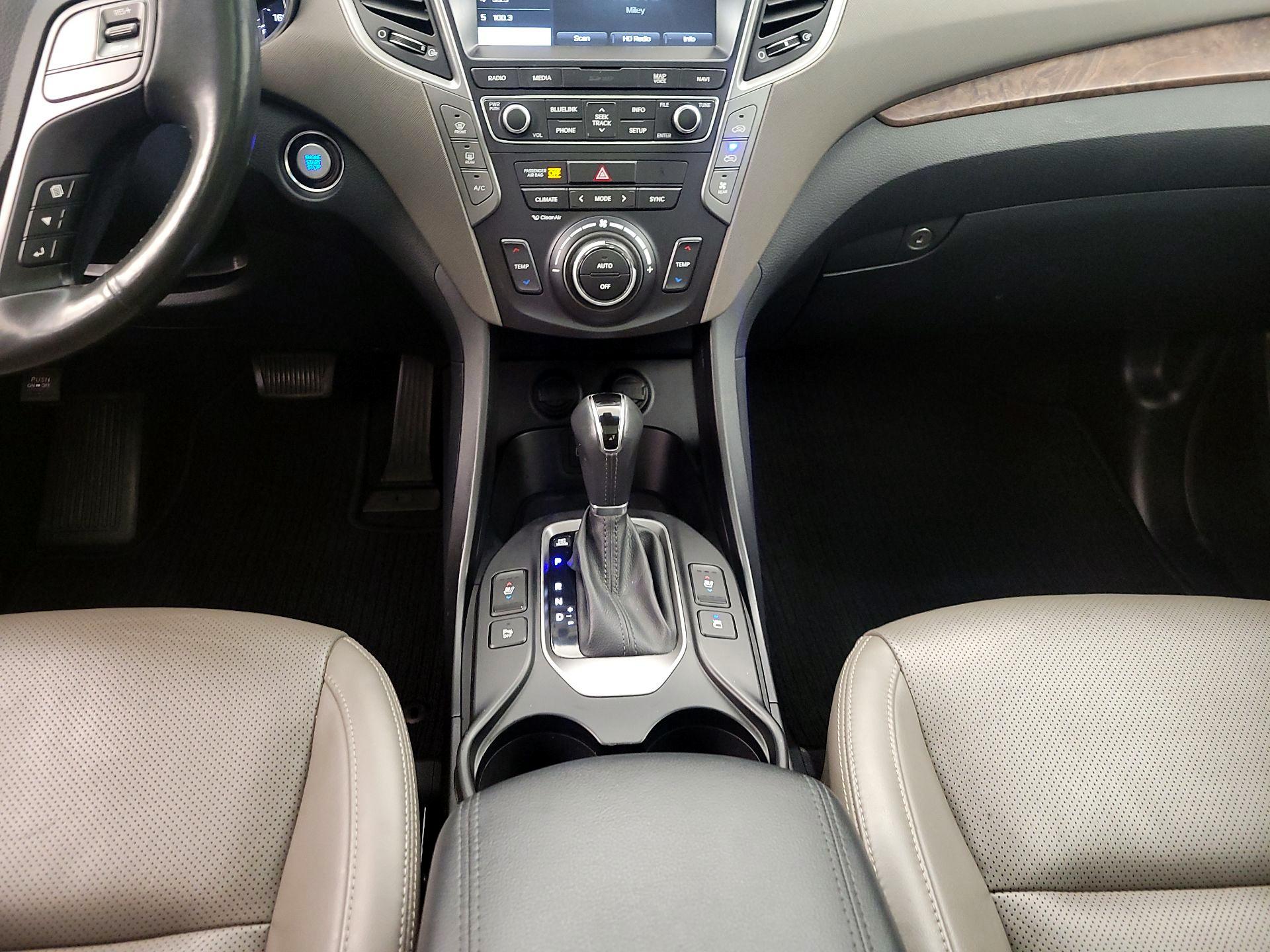 Thumbnail: 2017 Hyundai Santa Fe - 17