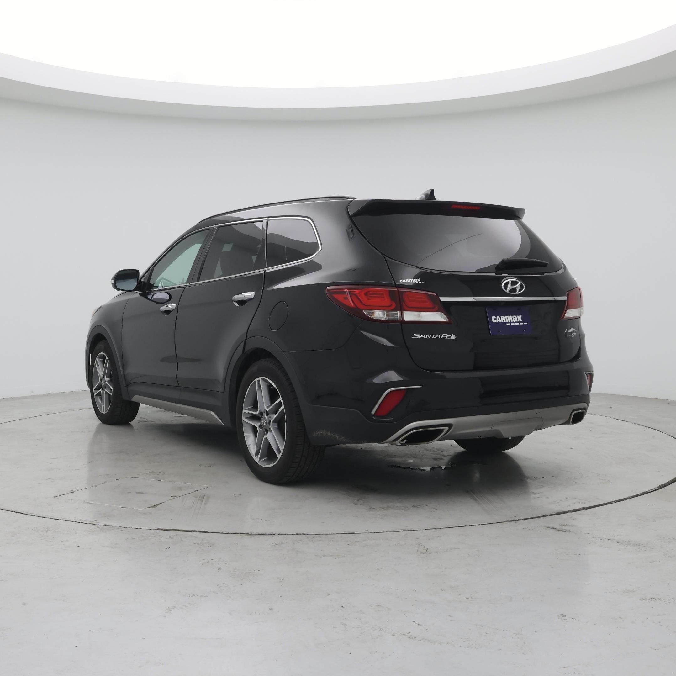 Thumbnail: 2017 Hyundai Santa Fe - 2