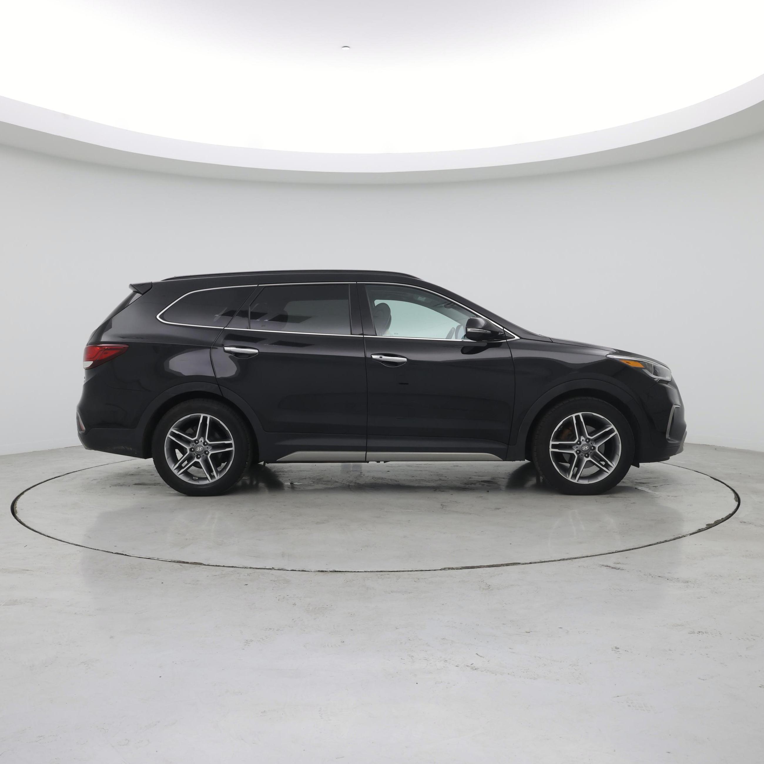 Thumbnail: 2017 Hyundai Santa Fe - 7