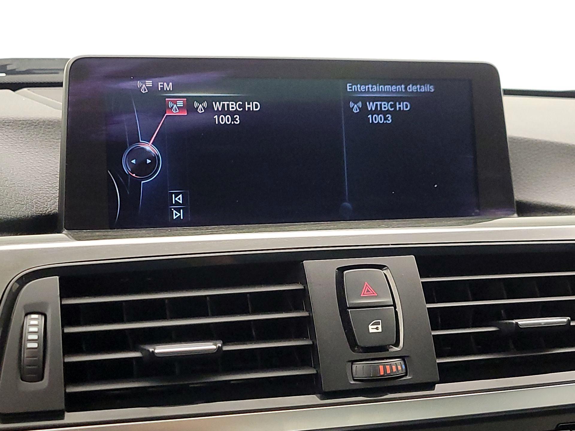 Thumbnail: 2015 BMW 3 Series - 15