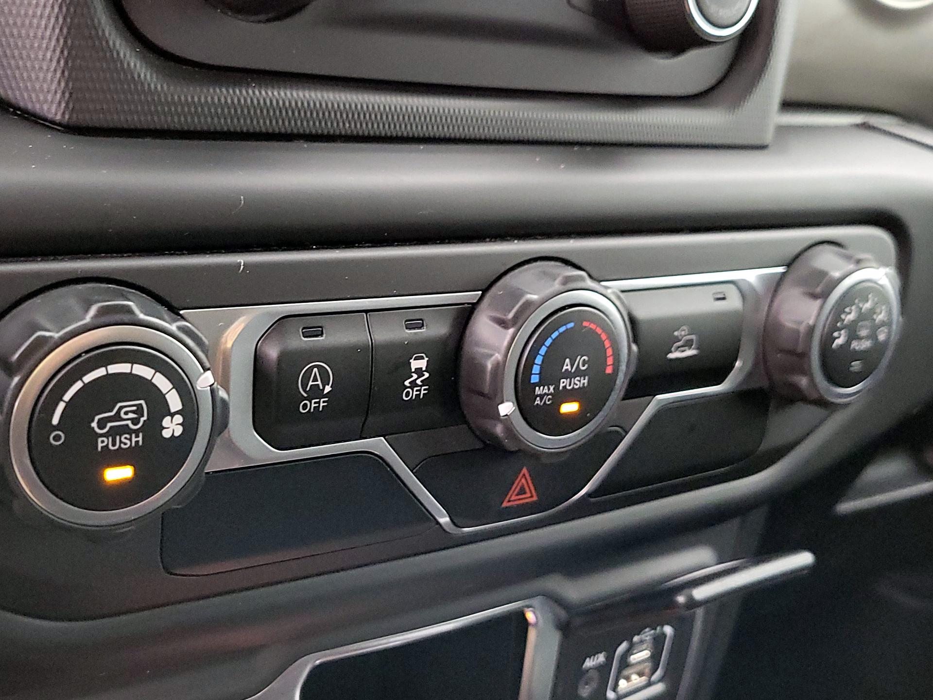 Thumbnail: 2021 Jeep Wrangler - 16