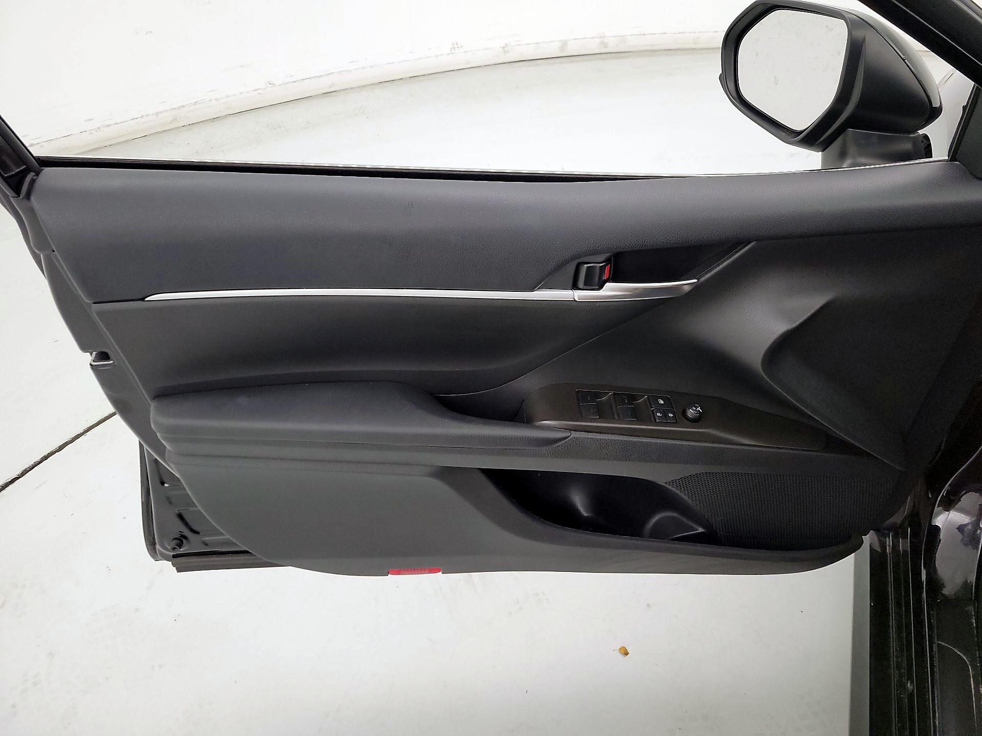 Thumbnail: 2023 Toyota Camry - 12