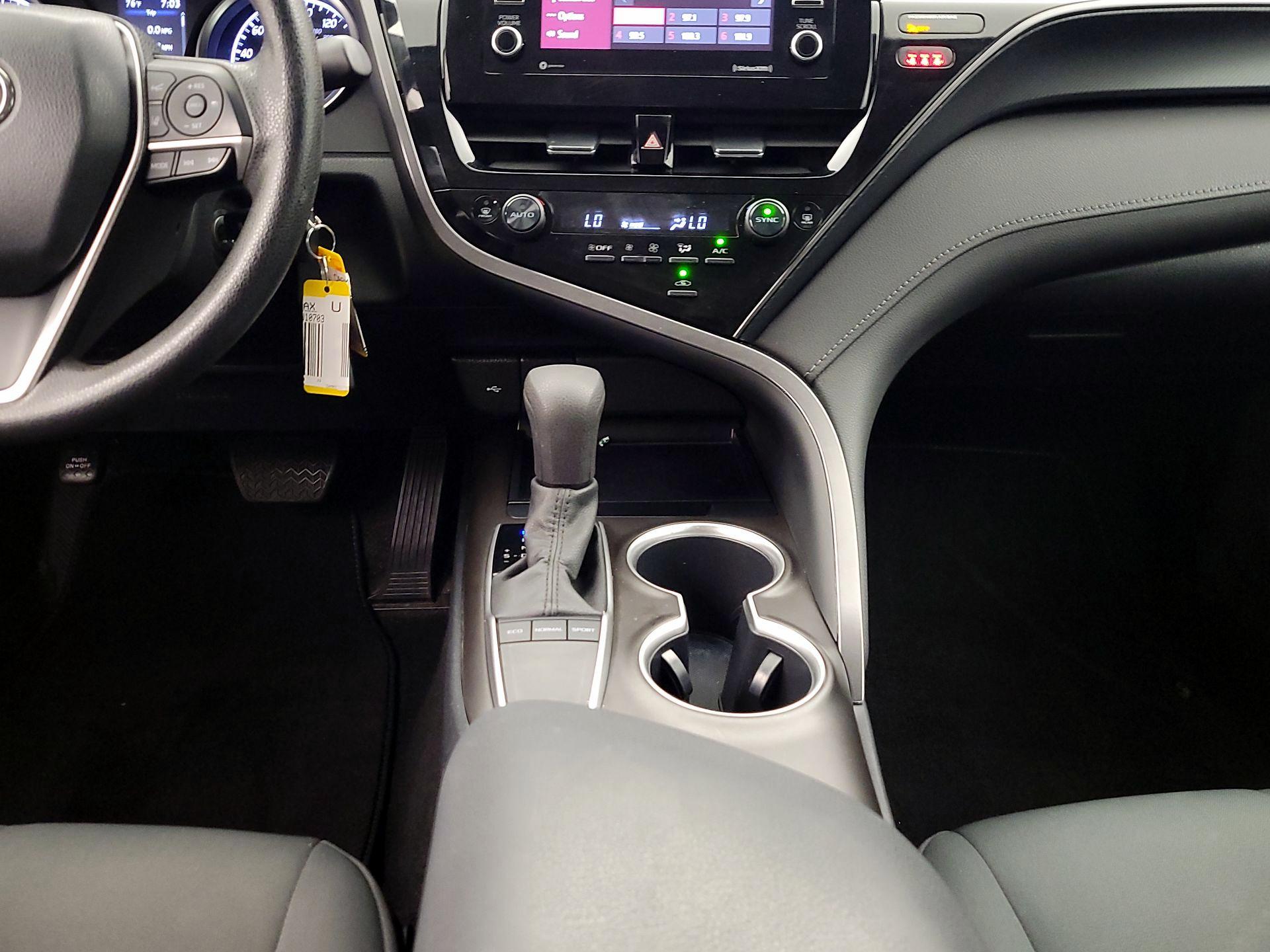 Thumbnail: 2023 Toyota Camry - 17