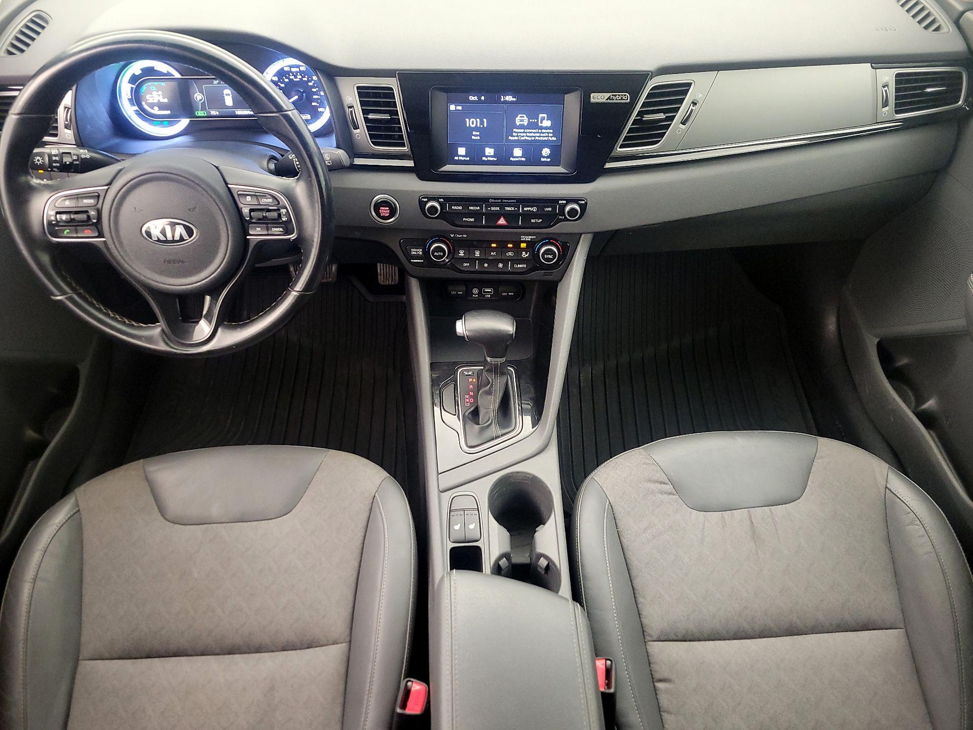 Thumbnail: 2017 Kia Niro - 9