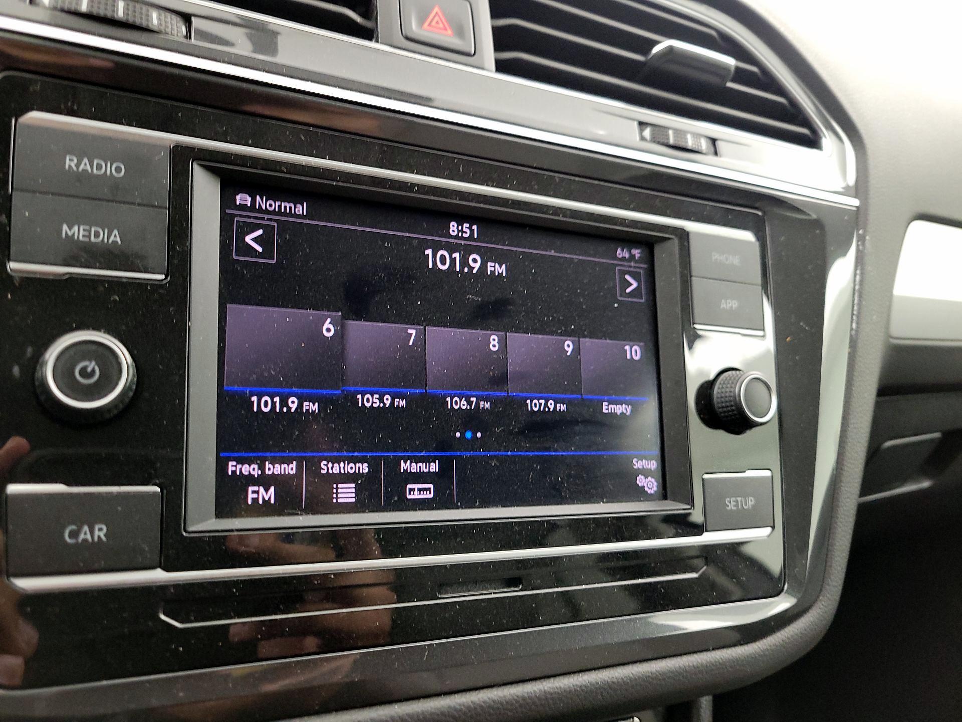 Thumbnail: 2019 Volkswagen Tiguan - 13