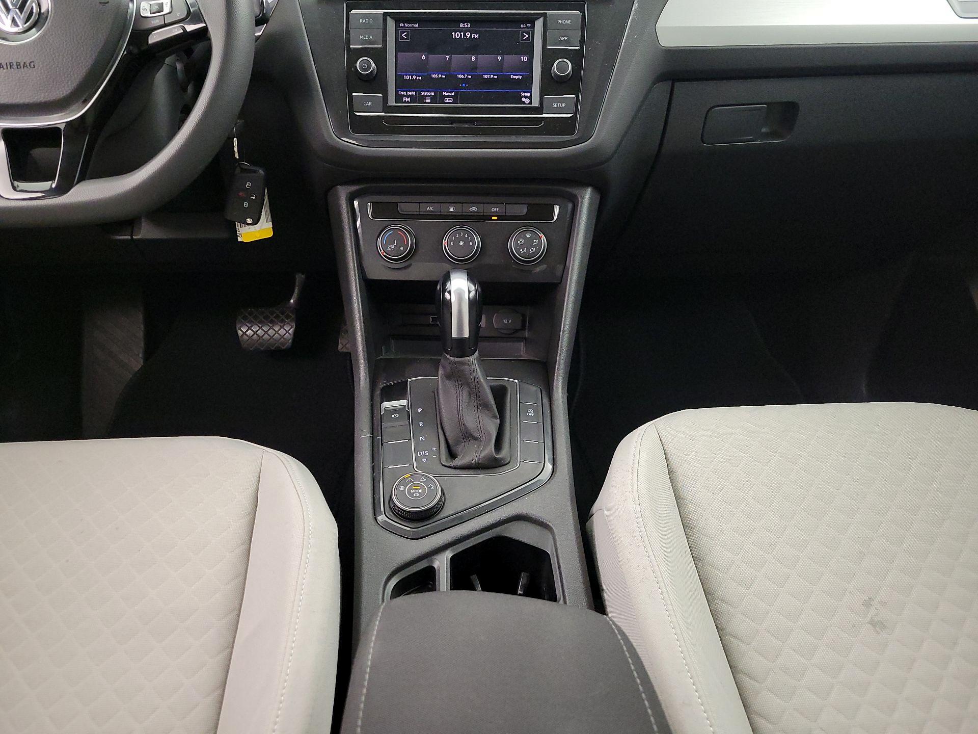 Thumbnail: 2019 Volkswagen Tiguan - 15