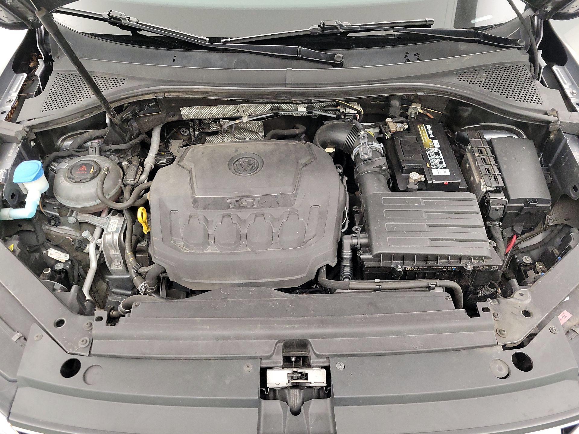Thumbnail: 2019 Volkswagen Tiguan - 19