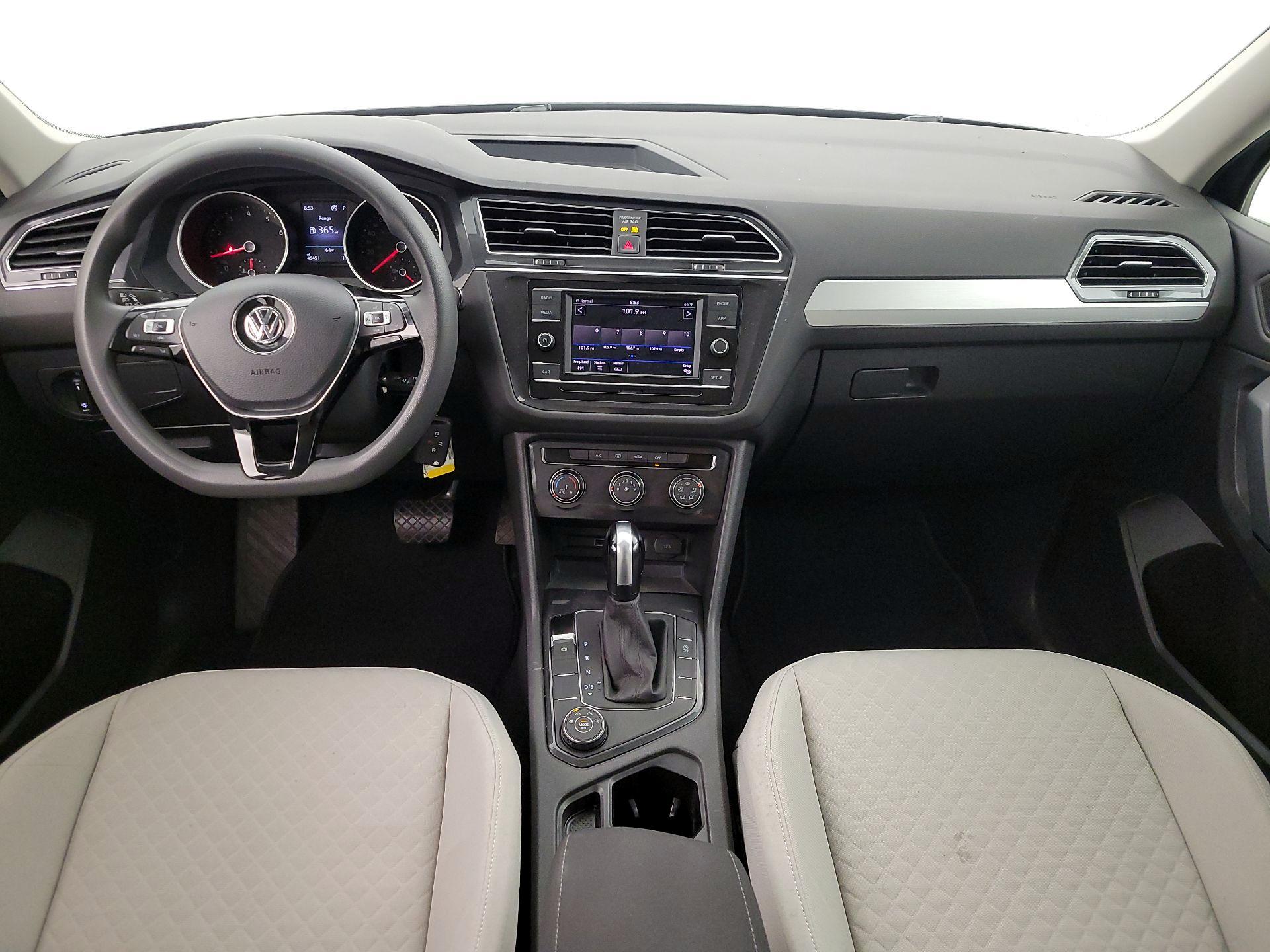 Thumbnail: 2019 Volkswagen Tiguan - 8