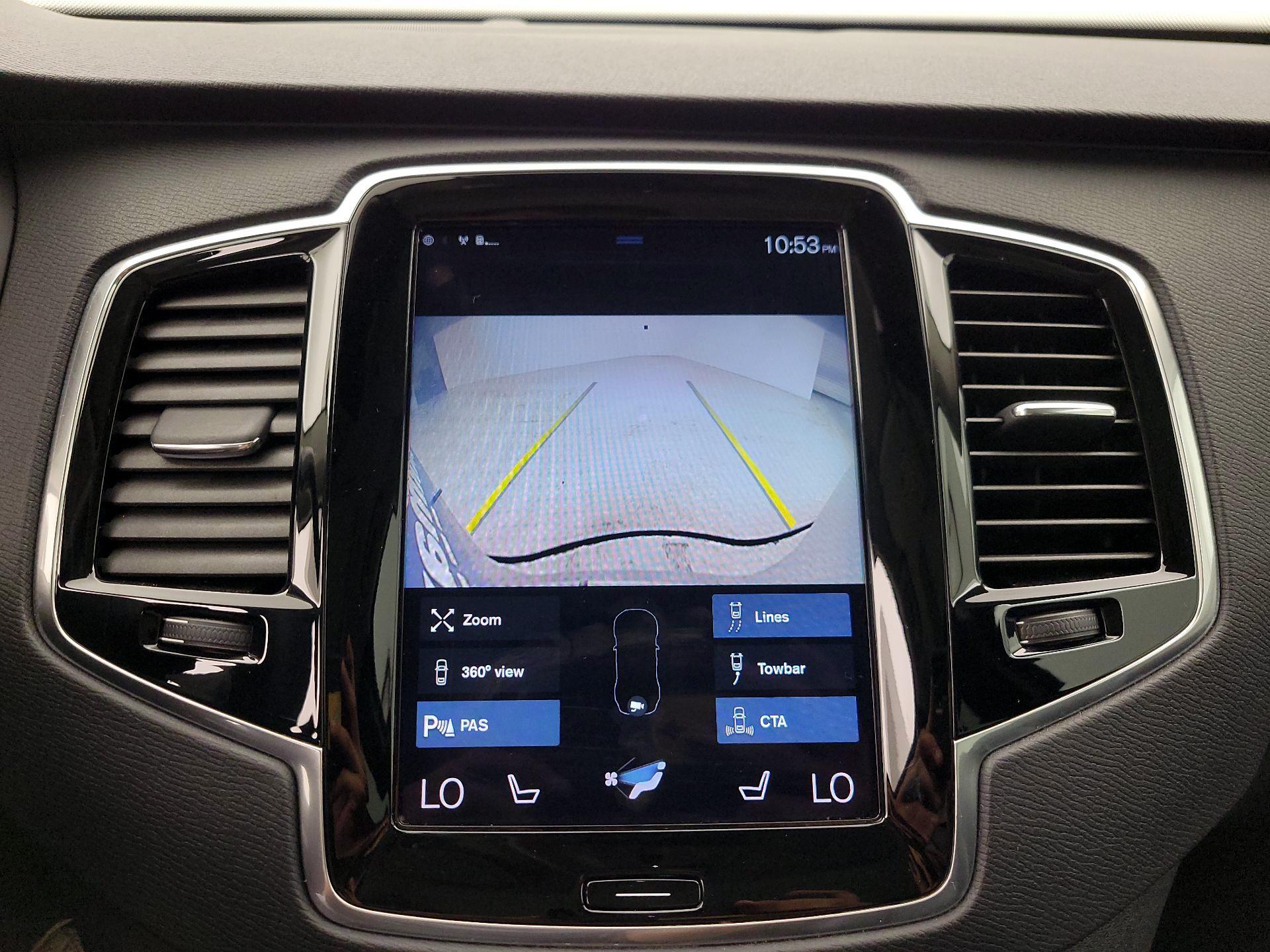 Thumbnail: 2021 Volvo XC90 - 15