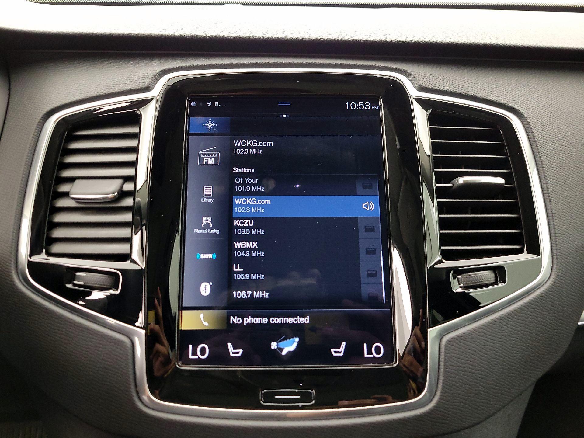Thumbnail: 2021 Volvo XC90 - 16