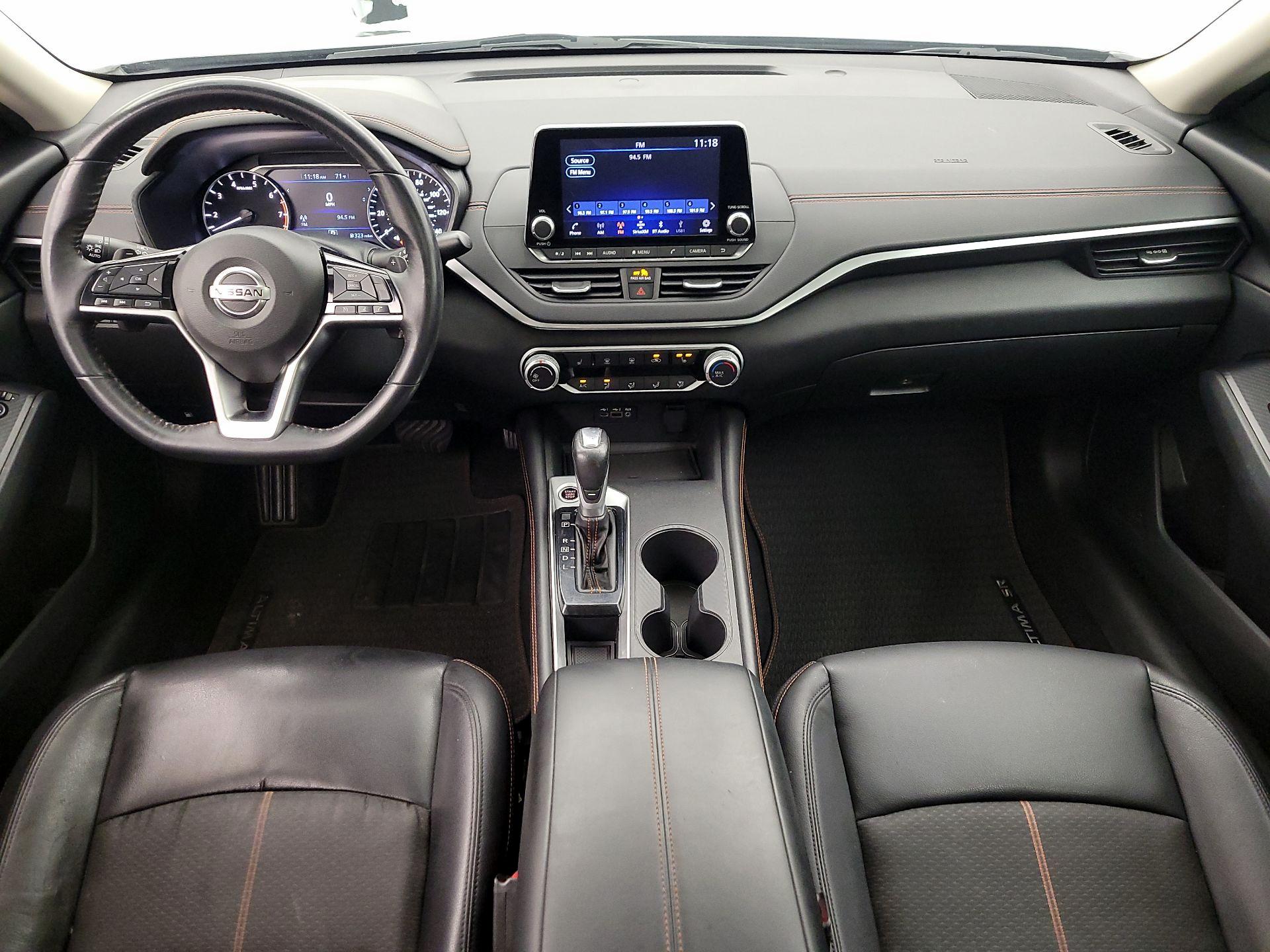 Thumbnail: 2019 Nissan Altima - 9
