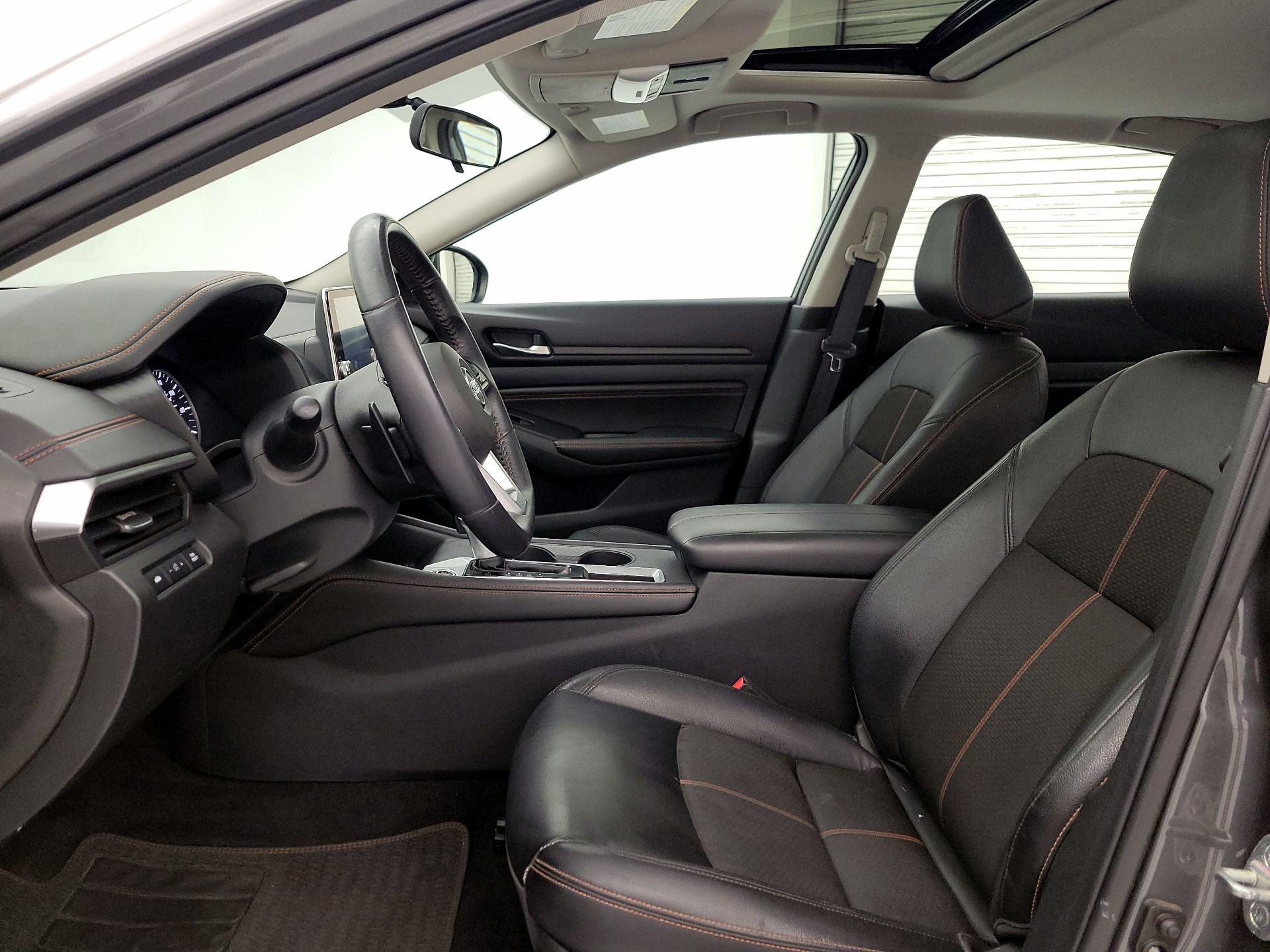 Thumbnail: 2019 Nissan Altima - 11