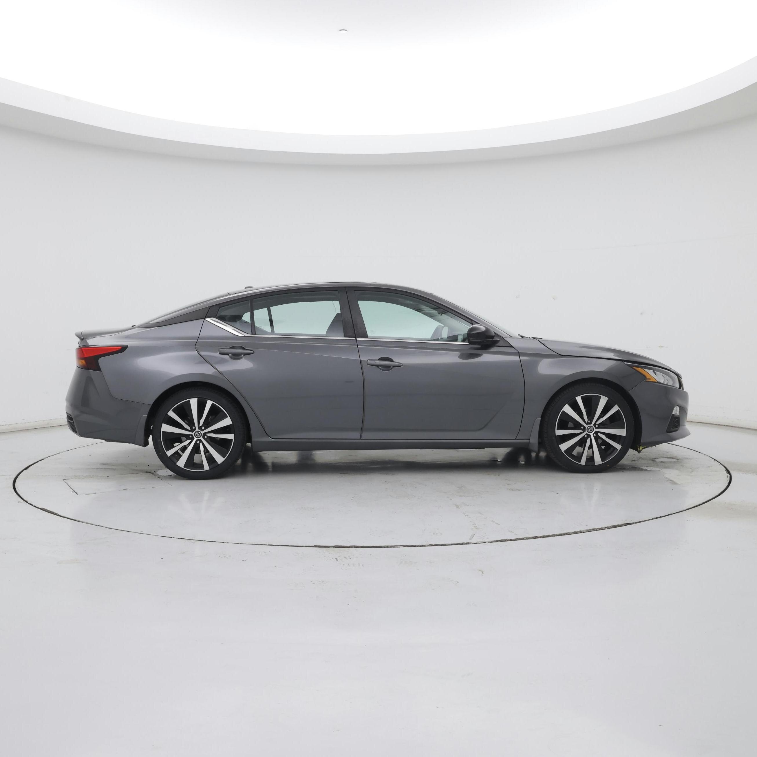 Thumbnail: 2019 Nissan Altima - 7