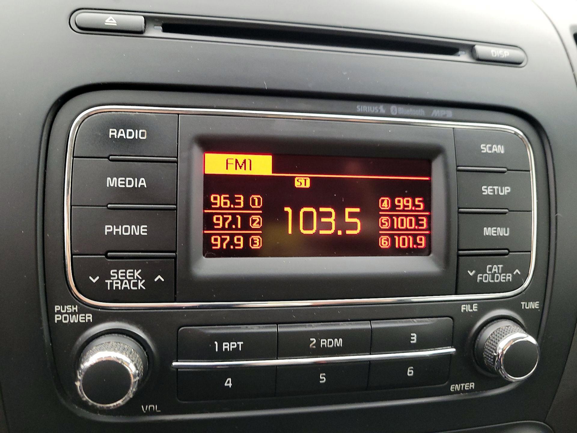 Thumbnail: 2014 Kia Forte - 14