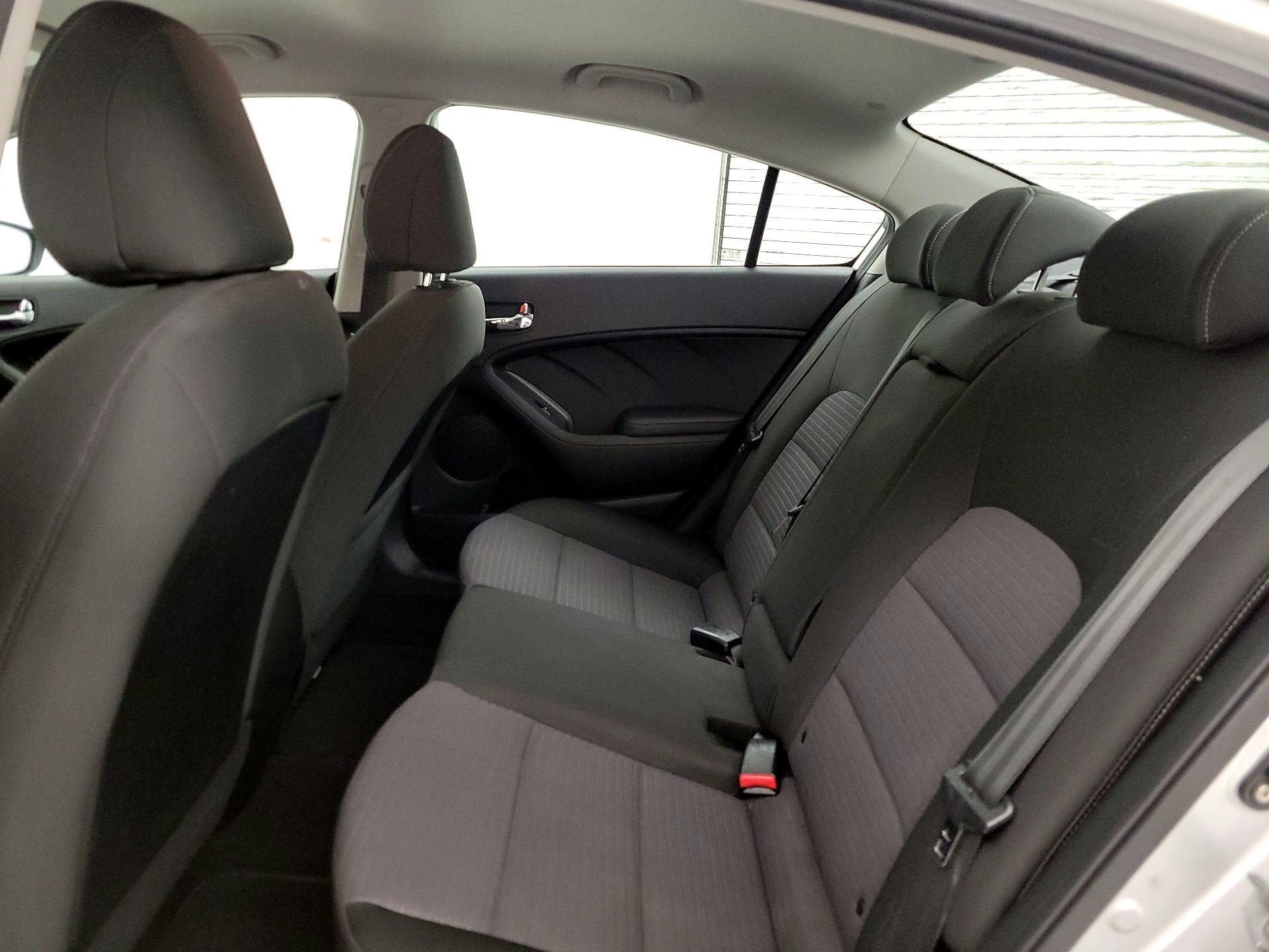 Thumbnail: 2014 Kia Forte - 18