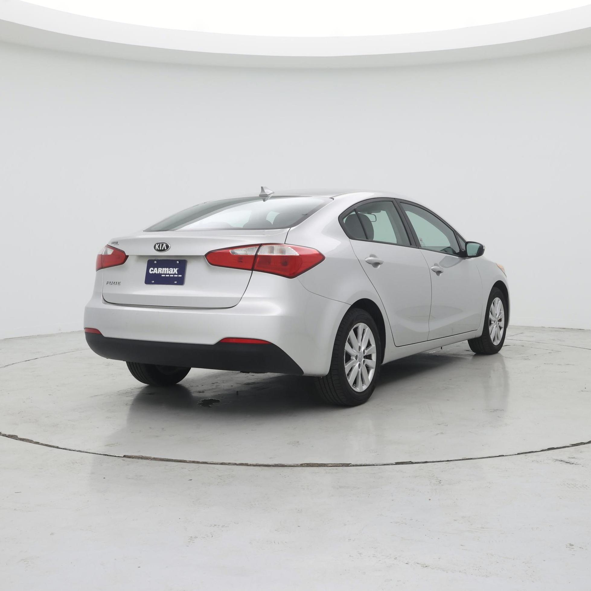 Thumbnail: 2014 Kia Forte - 8
