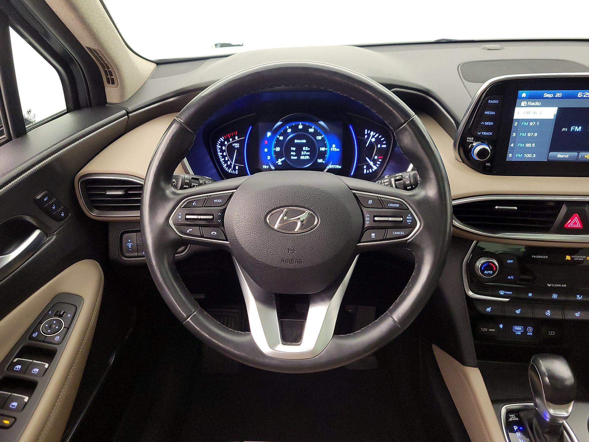 Thumbnail: 2019 Hyundai Santa Fe - 10