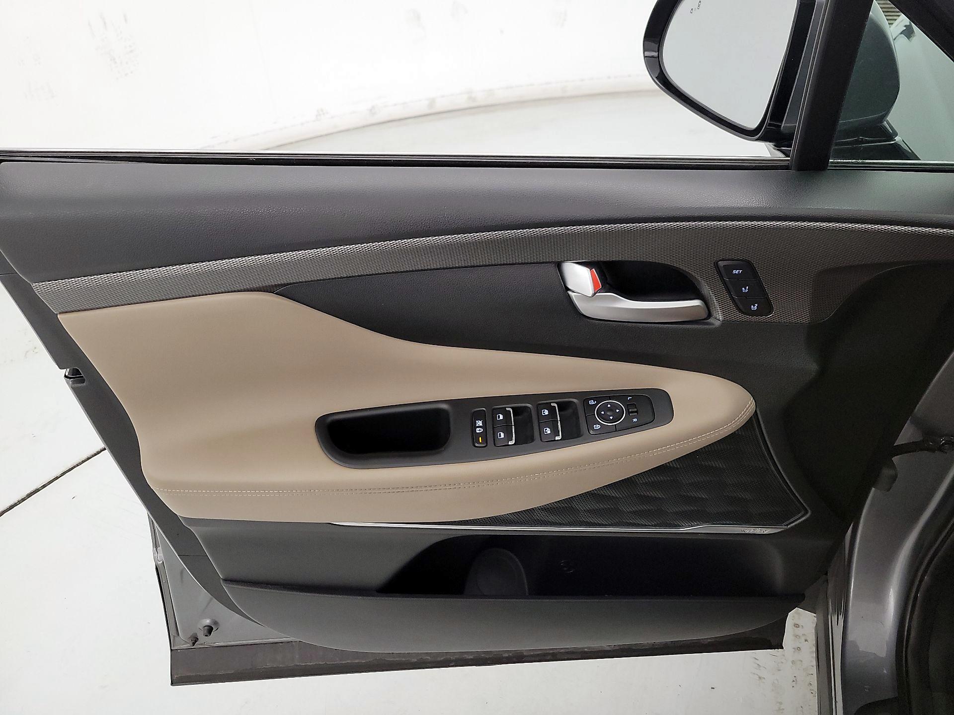Thumbnail: 2019 Hyundai Santa Fe - 12