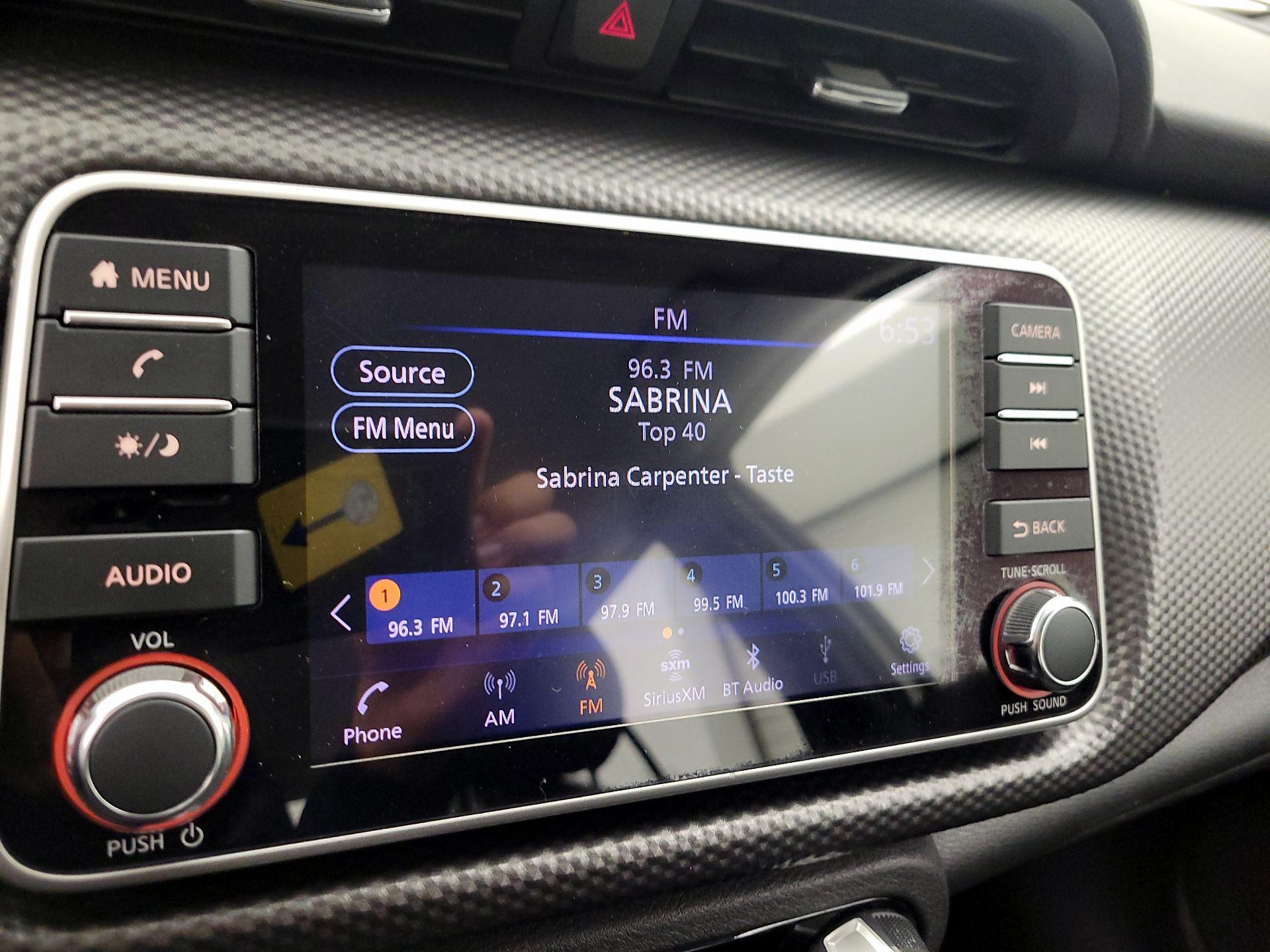 Thumbnail: 2018 Nissan Kicks - 14